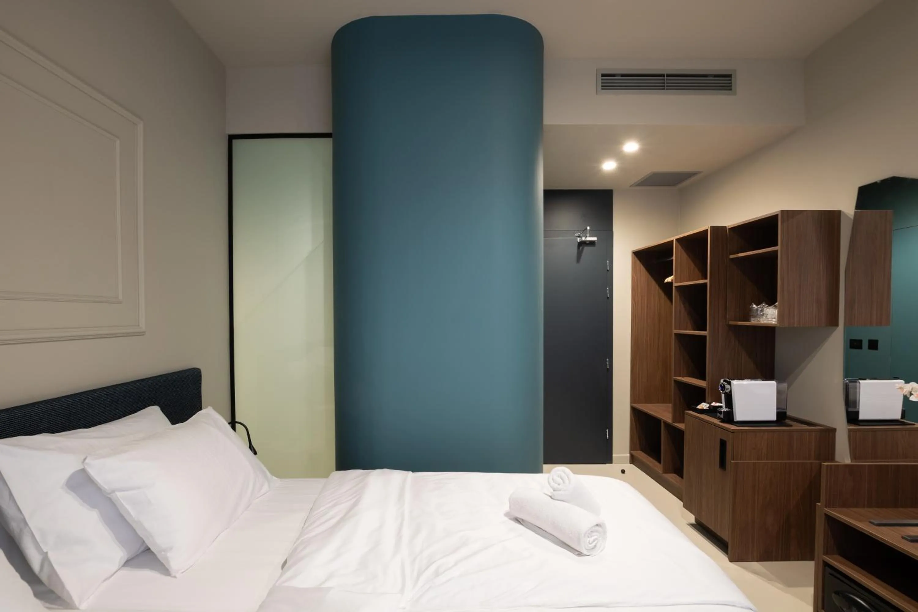 Bed in Boutique Hotel OPERA