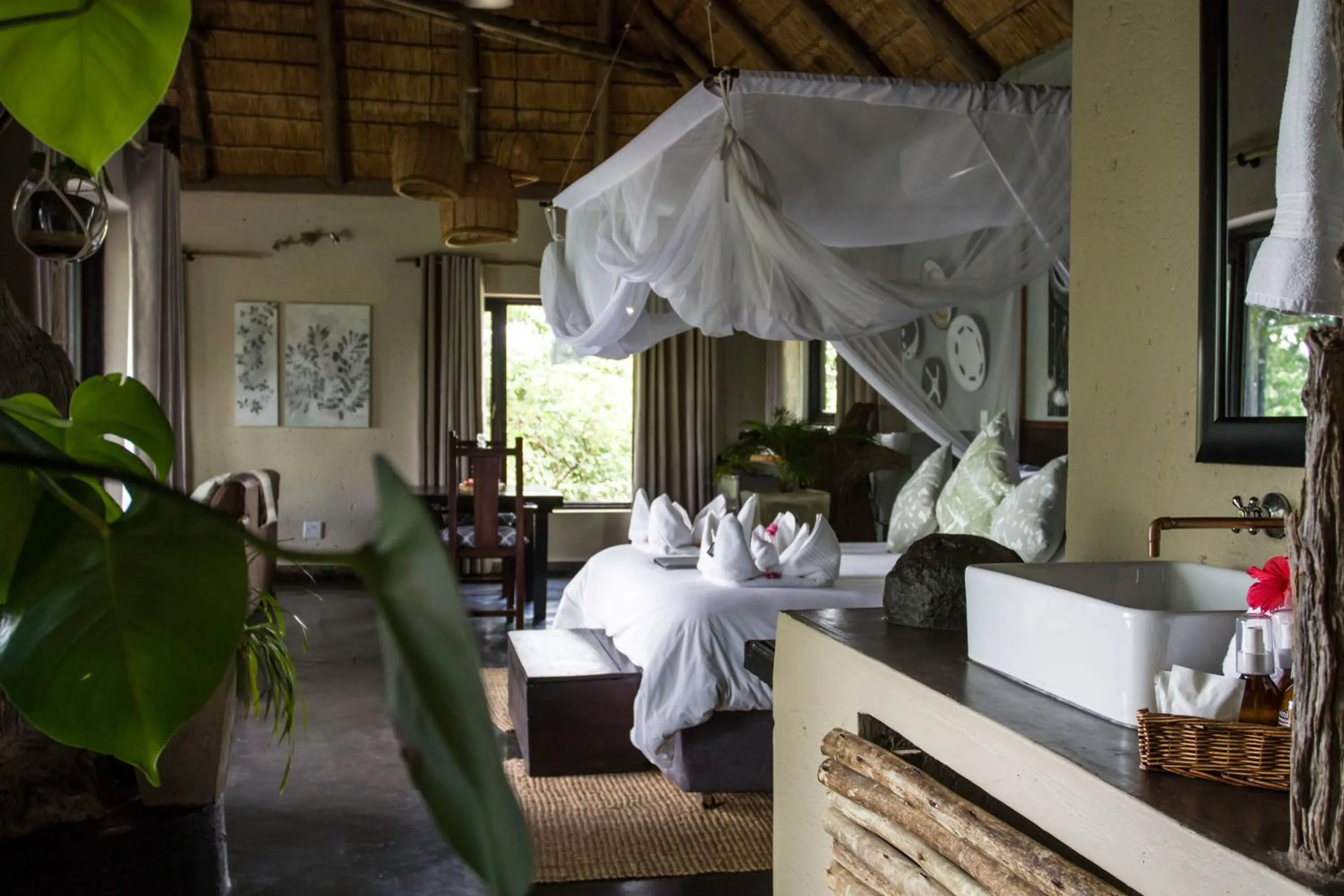 Bed in Ezulwini Game Lodges