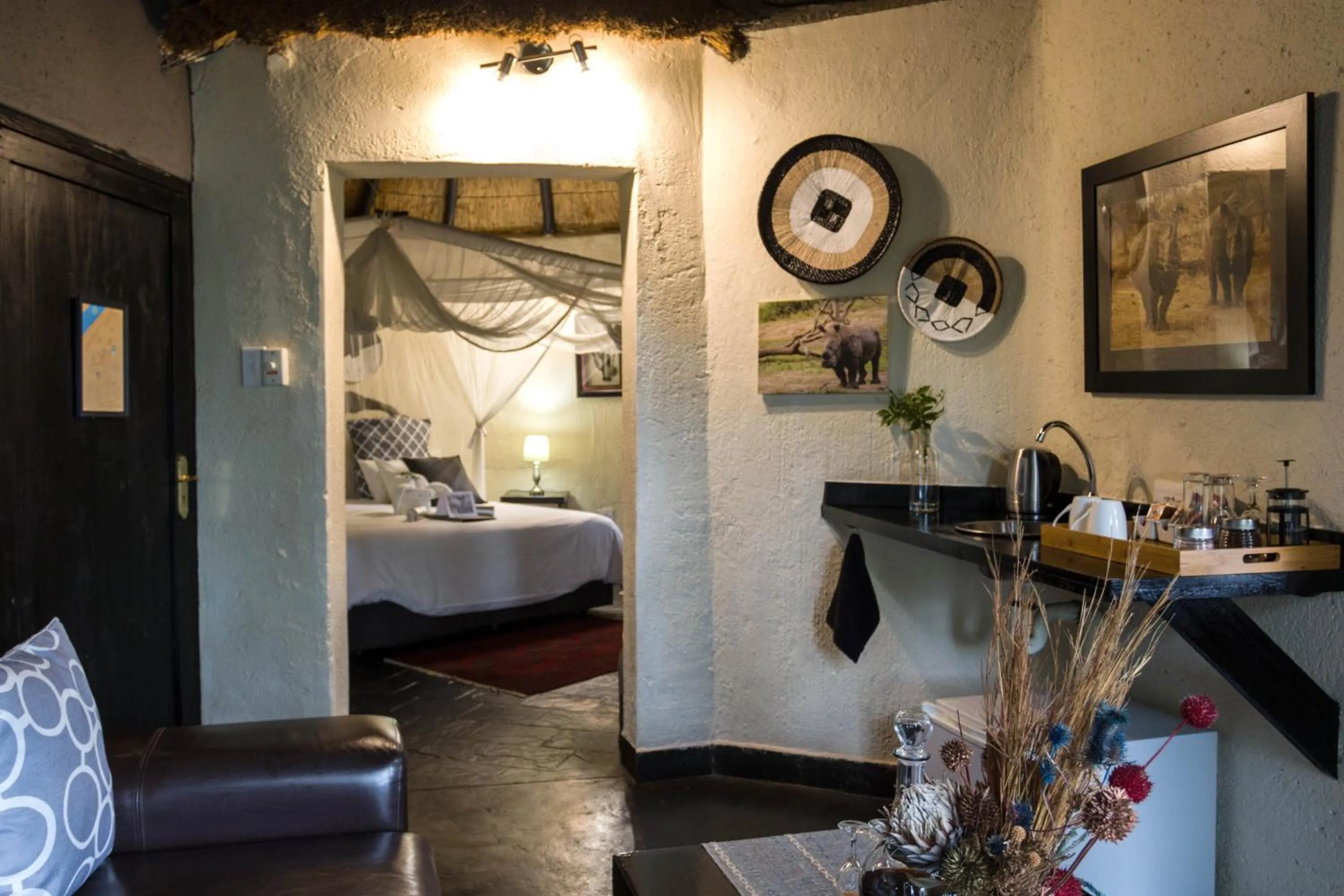 View (from property/room), Bed in Ezulwini Game Lodges