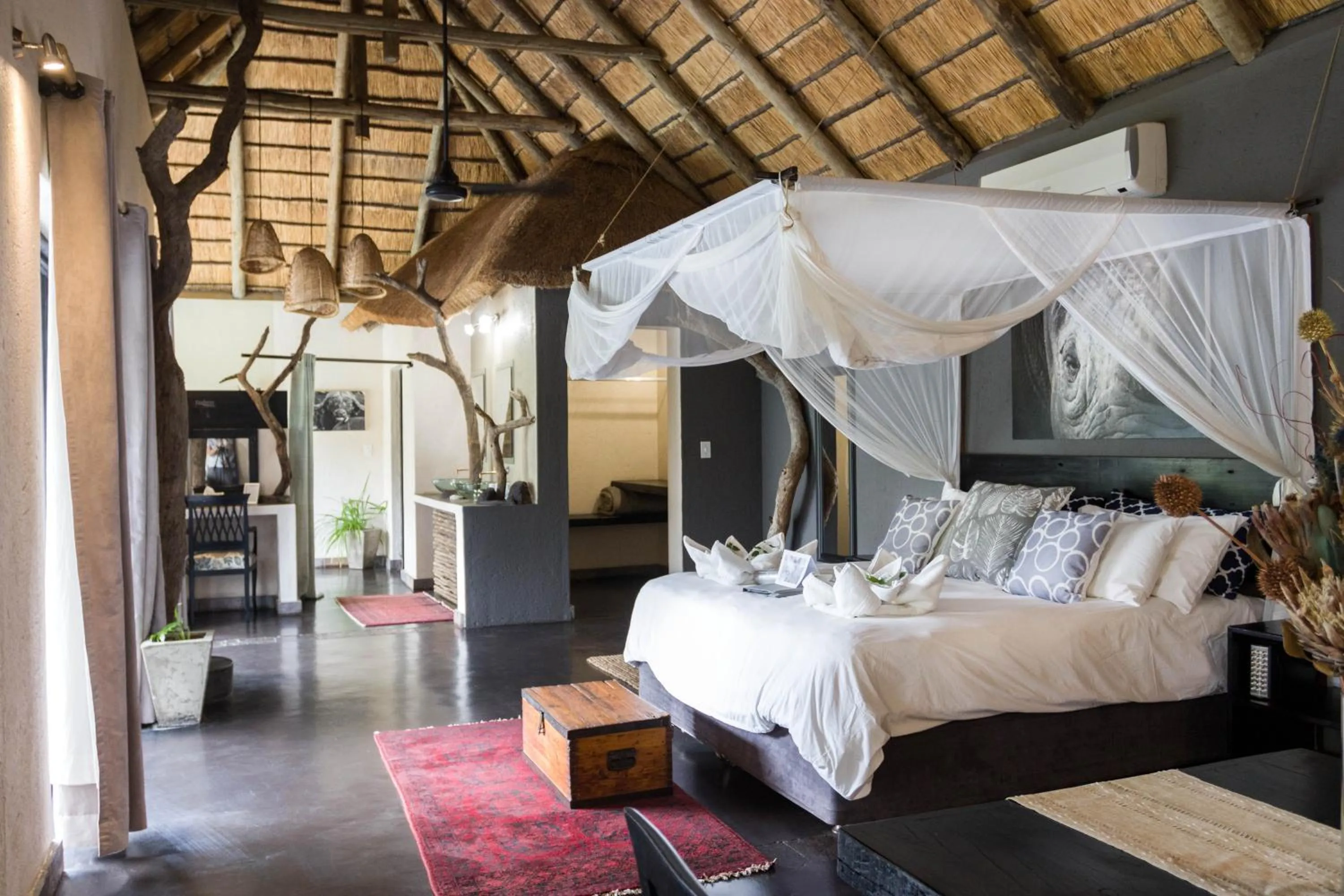 Bedroom, Bed in Ezulwini Game Lodges