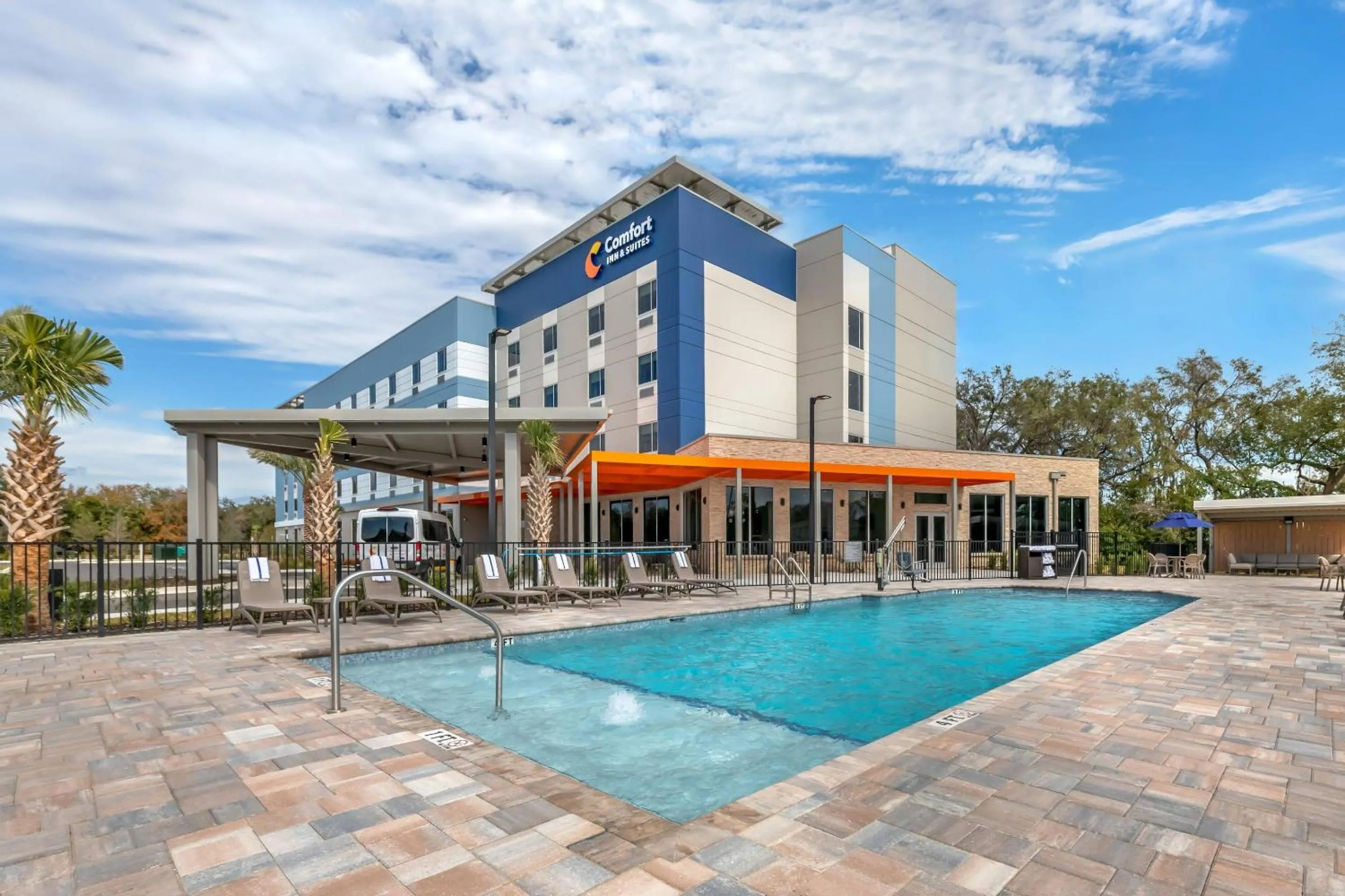 Property building in Comfort Inn & Suites Orlando Sanford Airport
