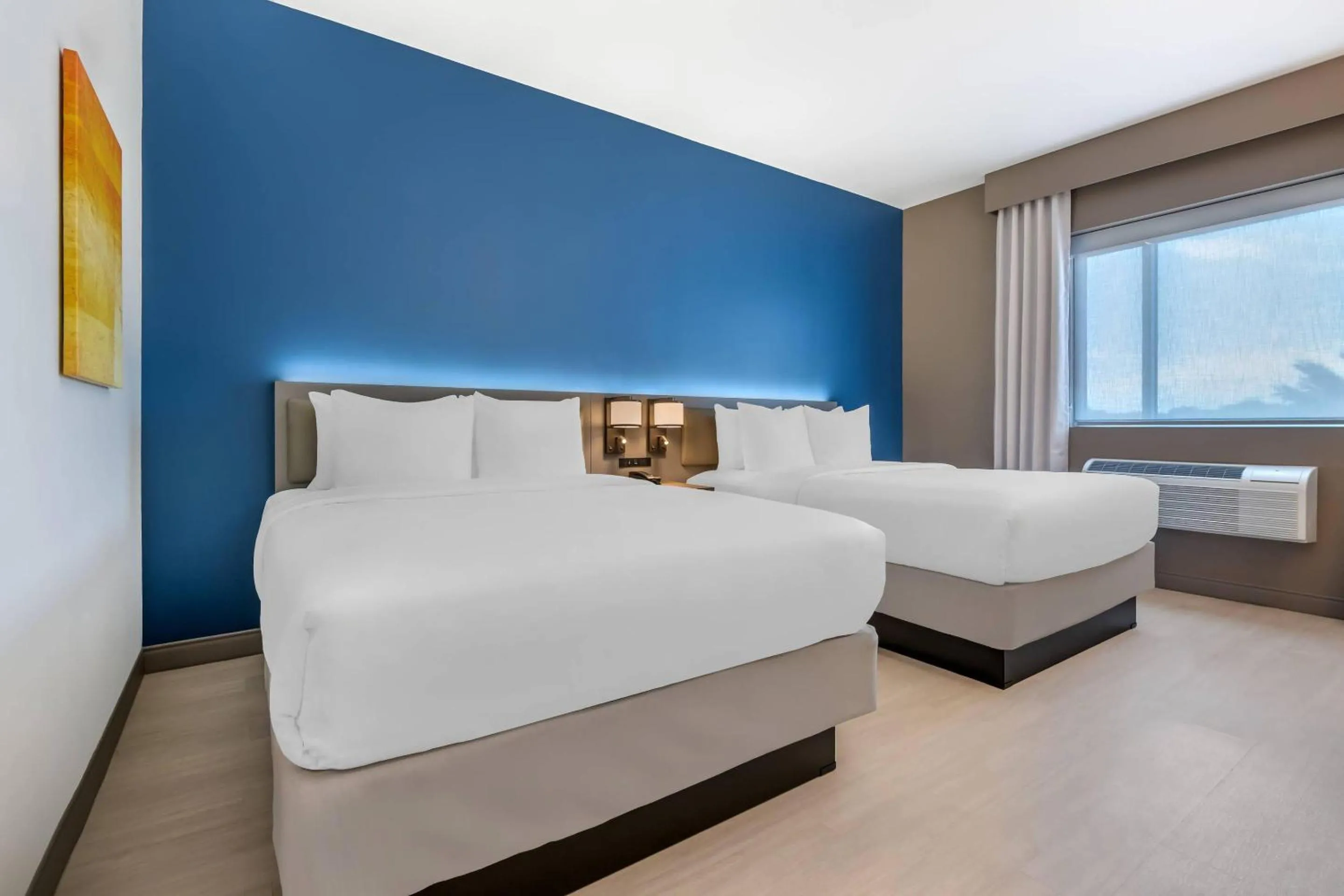 Bedroom, Bed in Comfort Inn & Suites Orlando Sanford Airport