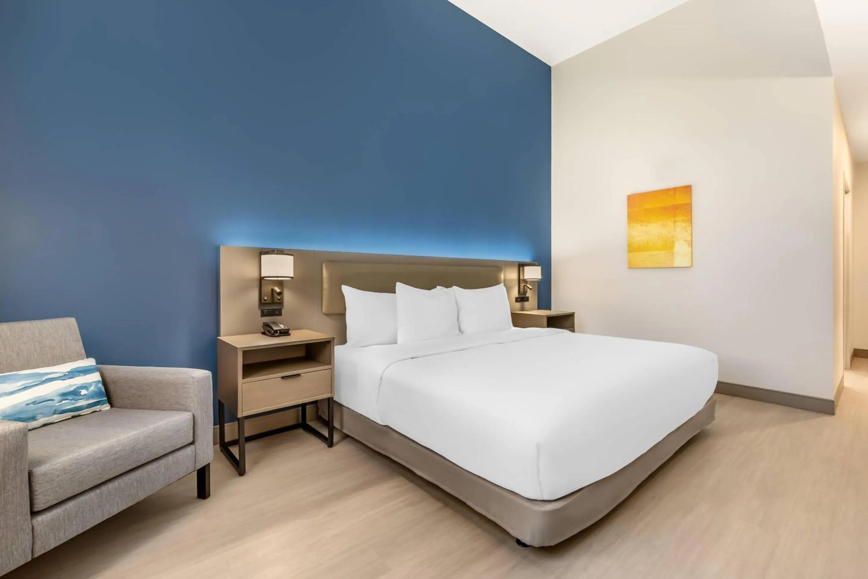 Bedroom, Bed in Comfort Inn & Suites Orlando Sanford Airport