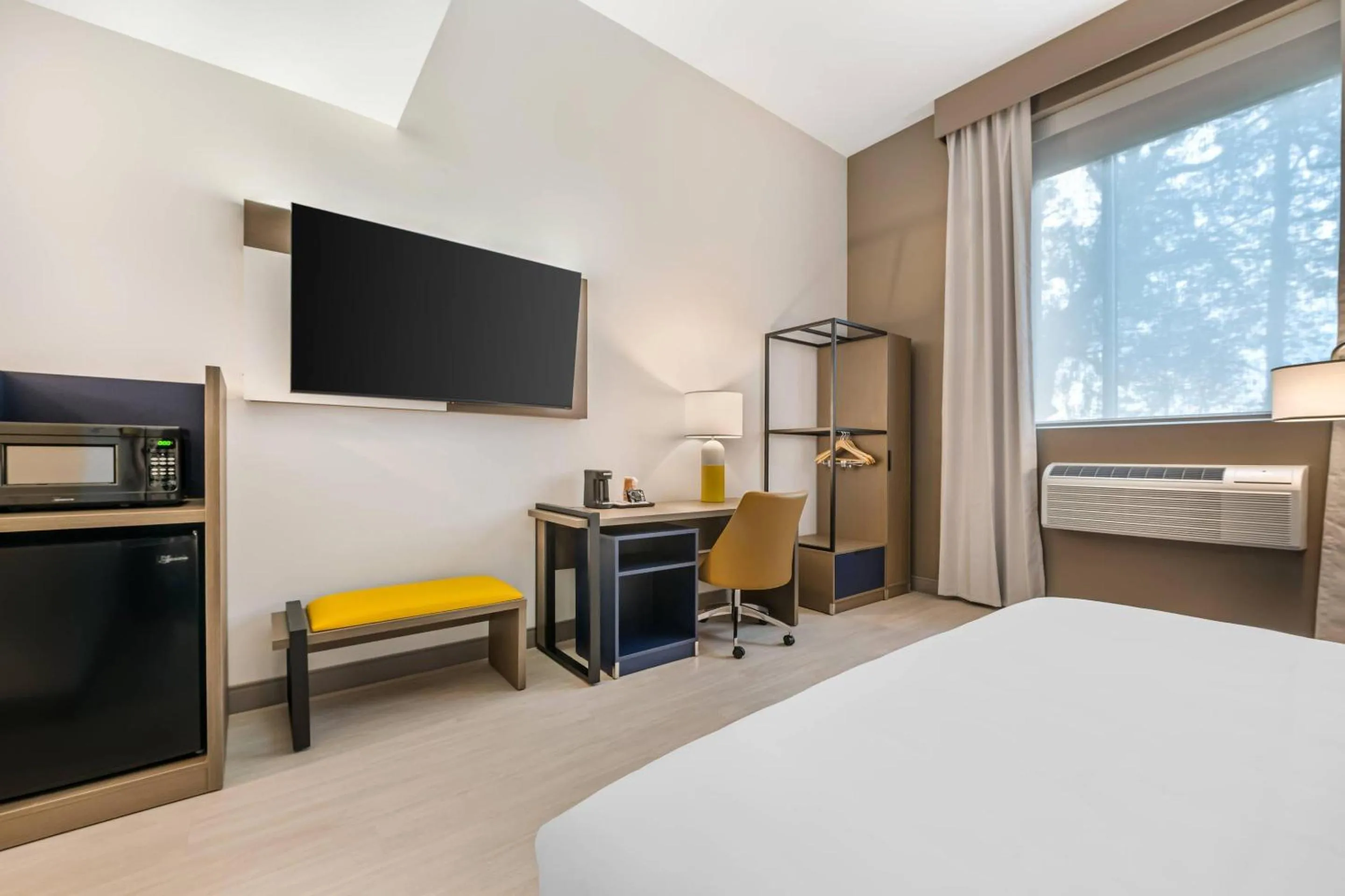 Bedroom, Bed in Comfort Inn & Suites Orlando Sanford Airport