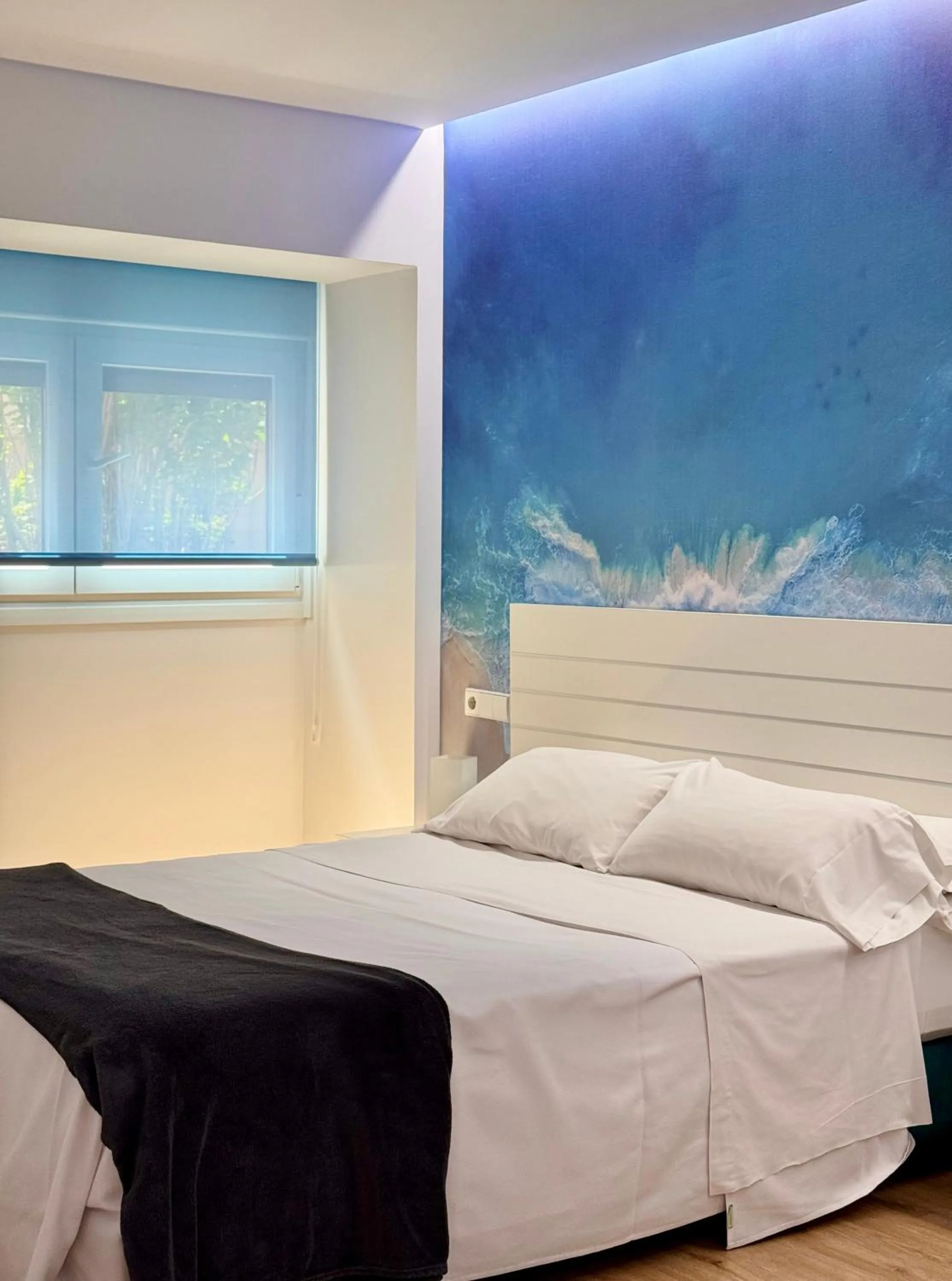 Bed in Color Suites Alicante