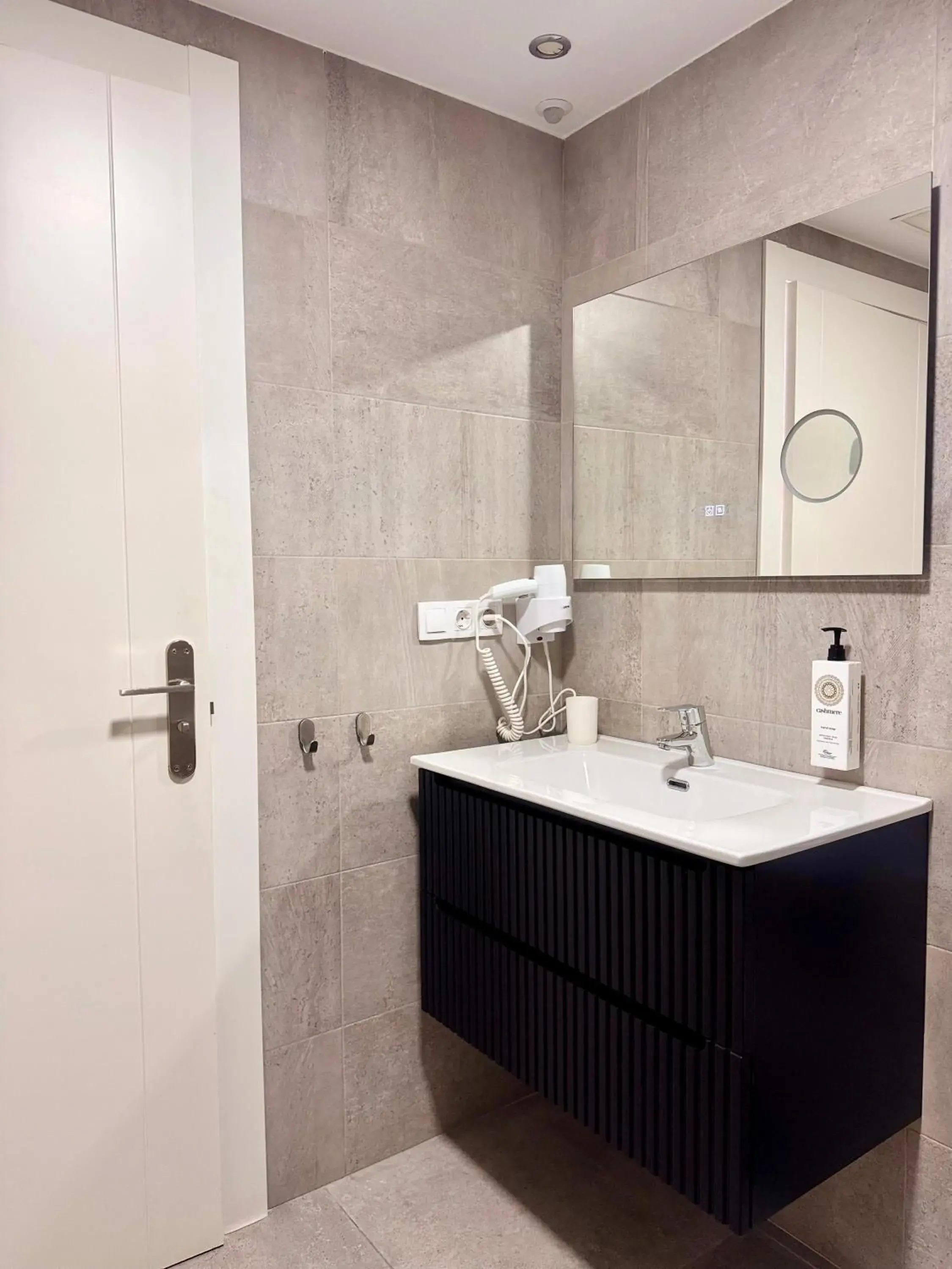 Apartment in Color Suites Alicante Apartment in Color Suites Alicante