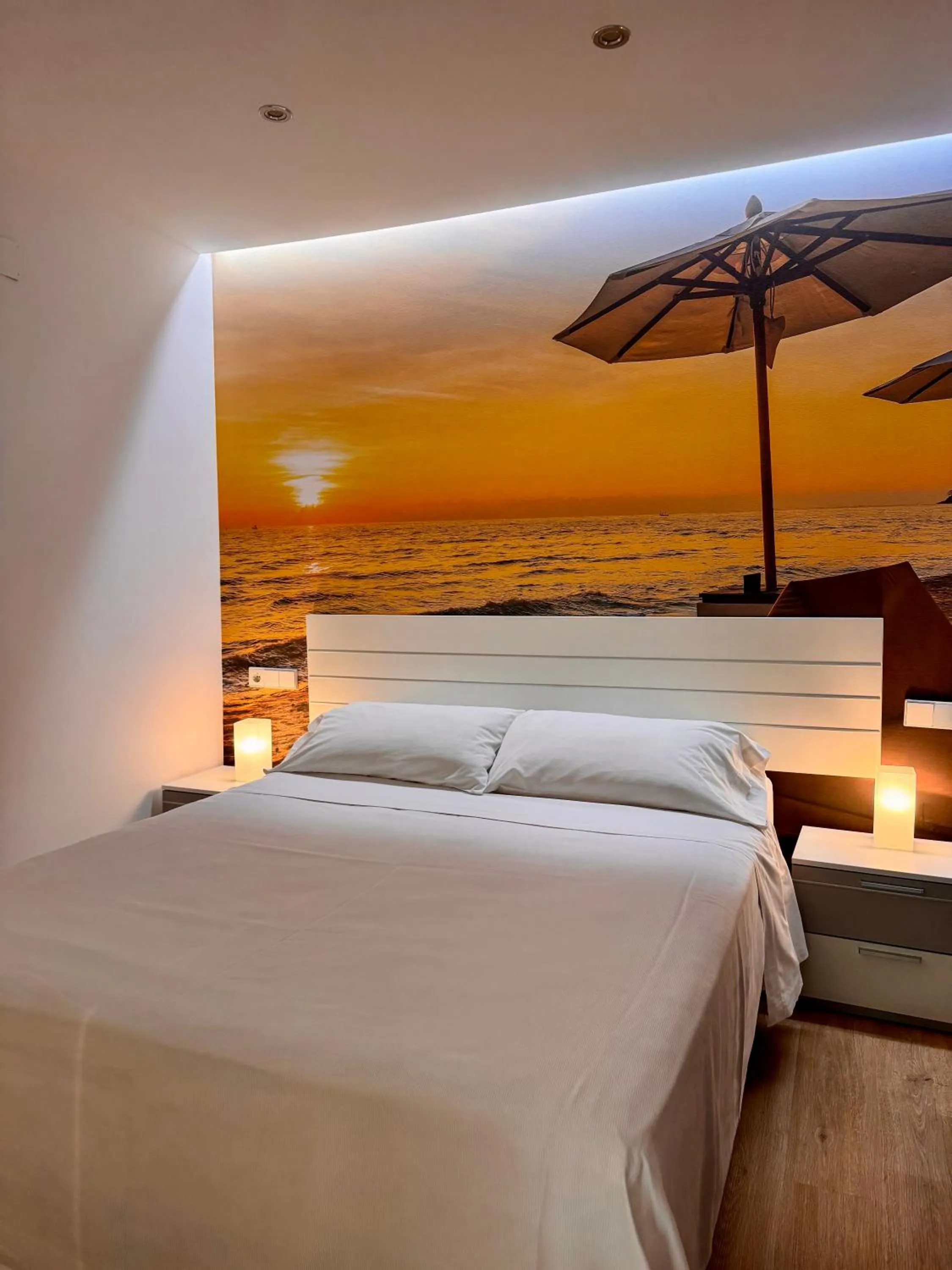 Bed in Color Suites Alicante