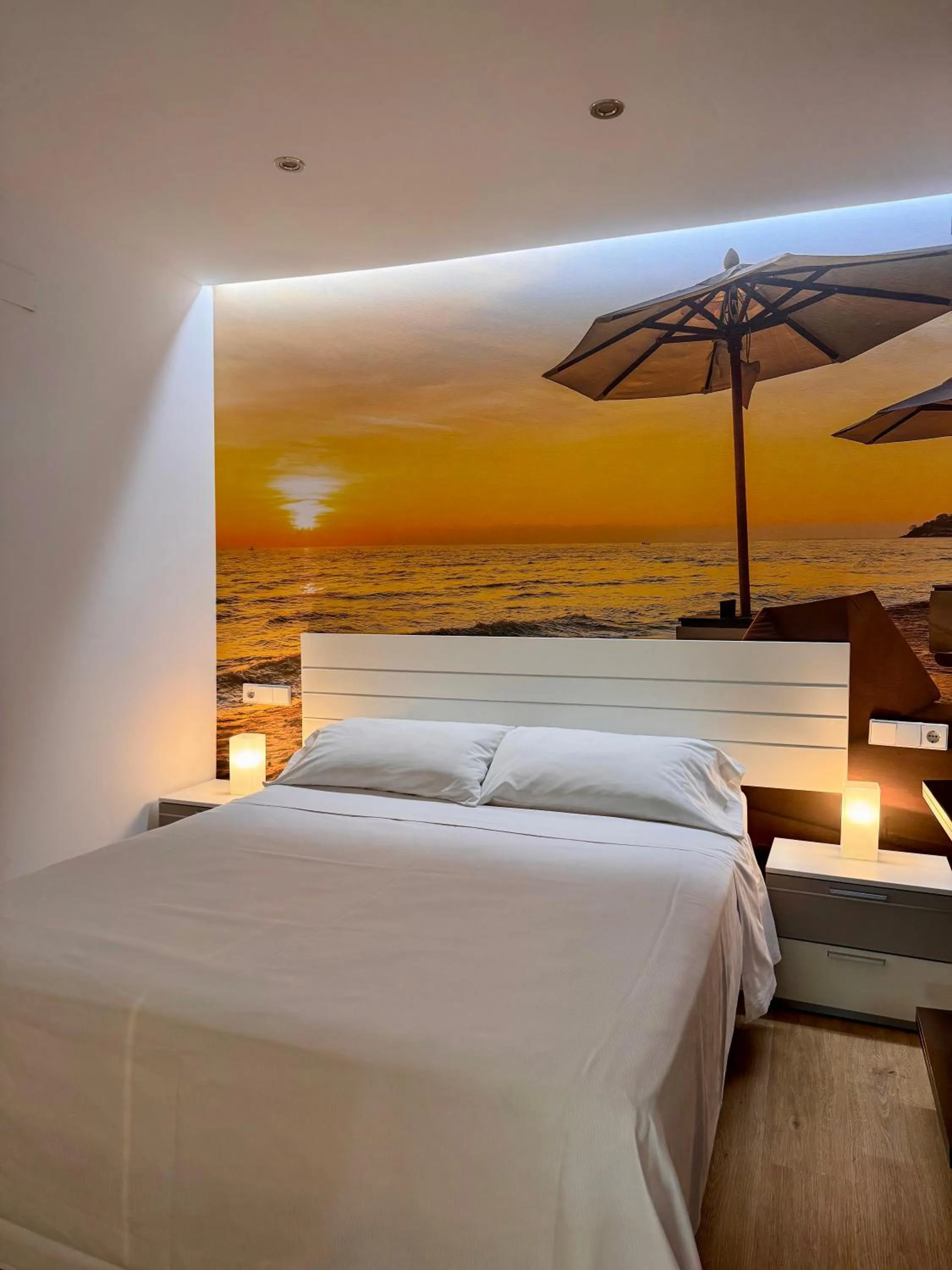 Bed in Color Suites Alicante