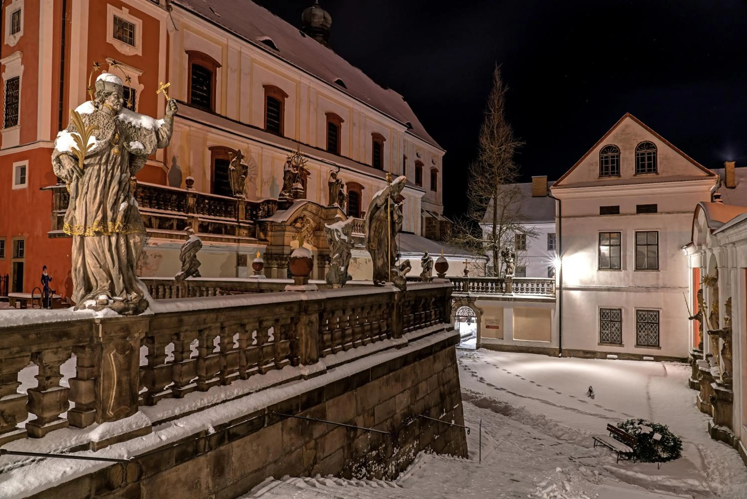 Property building in Dům Hostů Klášter Broumov