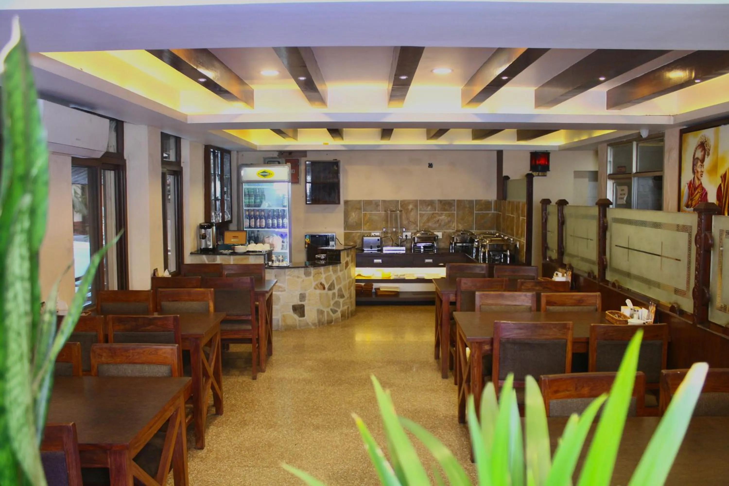 Restaurant/places to eat in Hotel Everest Nepal