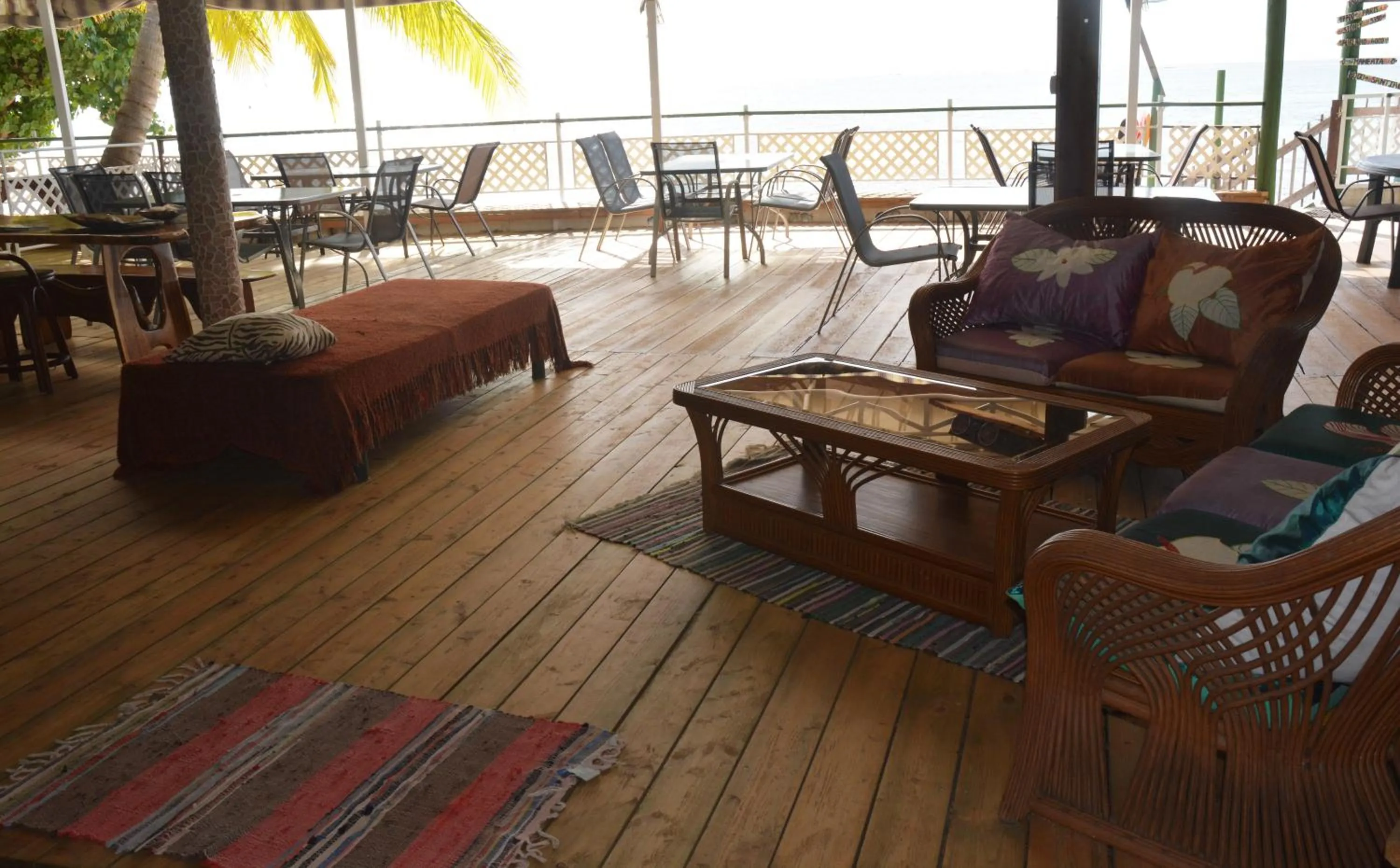 Dining area in Fare Maheata