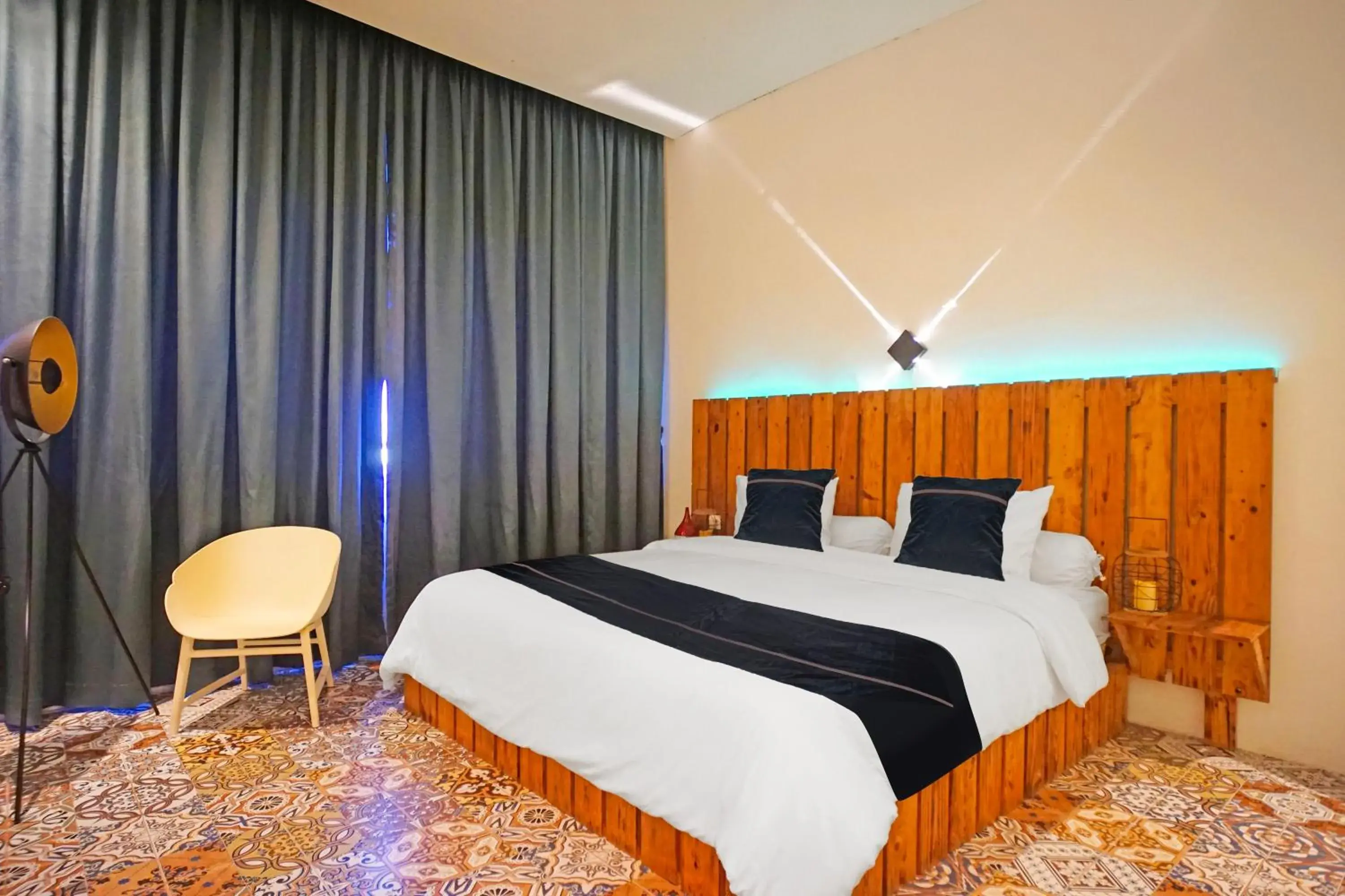 Deluxe Suite in Hotel O near Ringroad City Walk XXI formerly Mitrotel Medan Deluxe Suite in Hotel O near Ringroad City Walk XXI formerly Mitrotel Medan