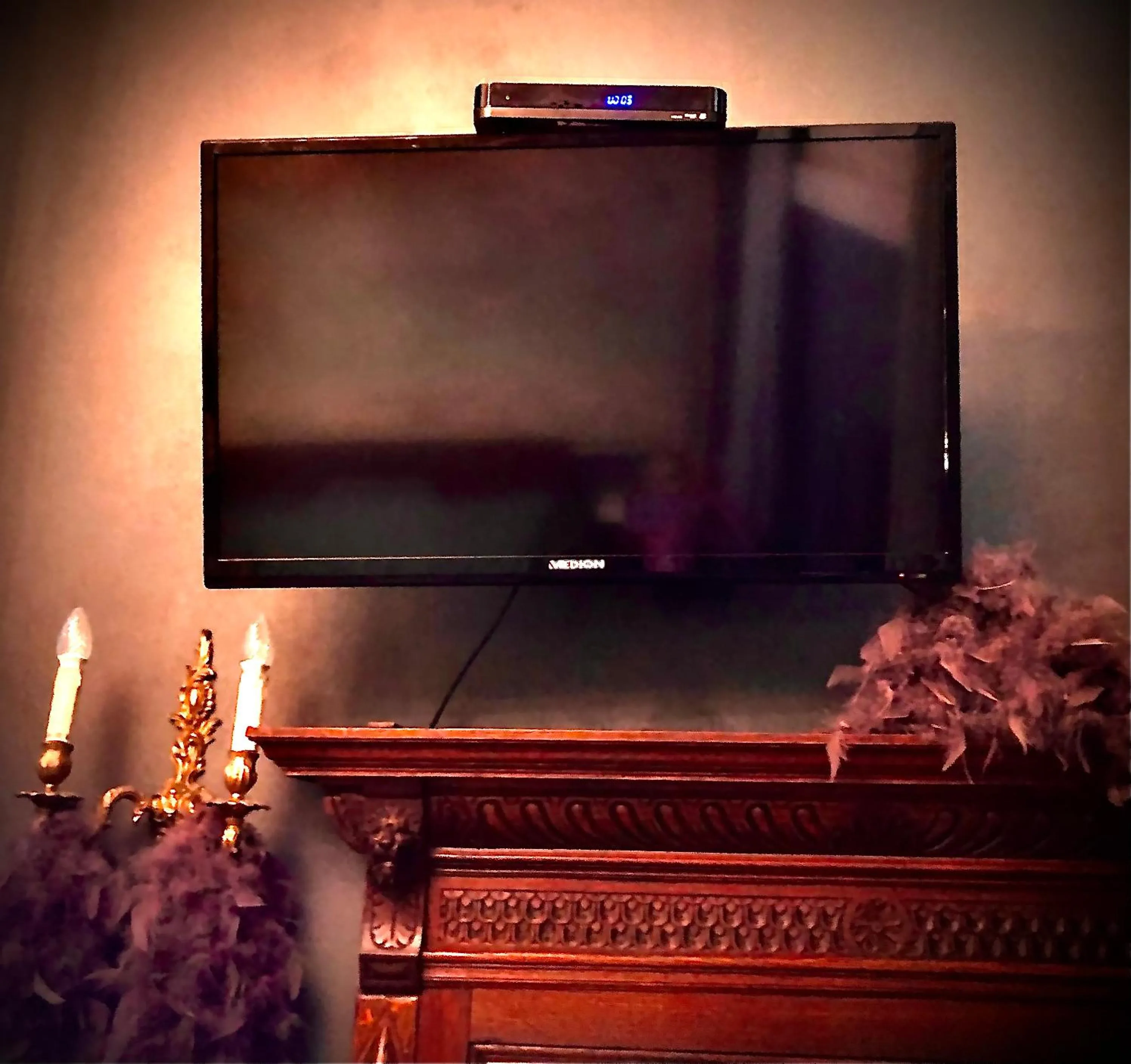 Communal lounge/ TV room in Casa Lucinda