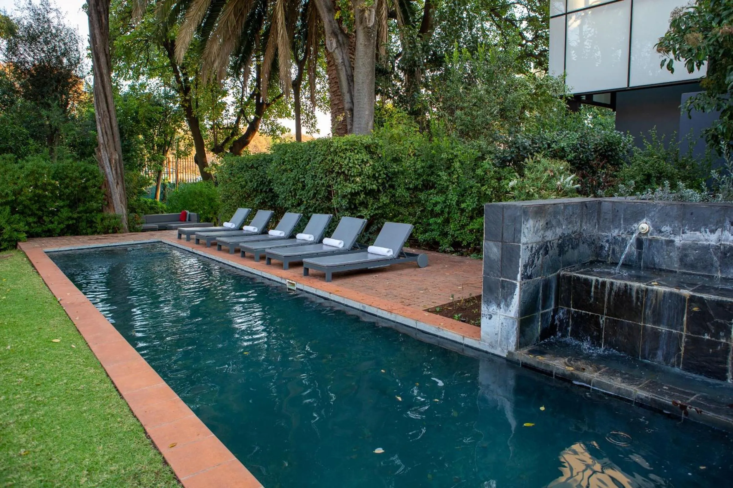 Swimming pool in Ten Bompas Hotel