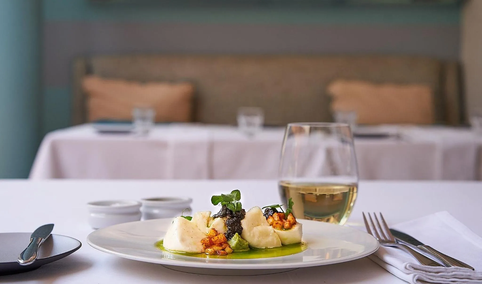 Food in Ten Bompas Hotel