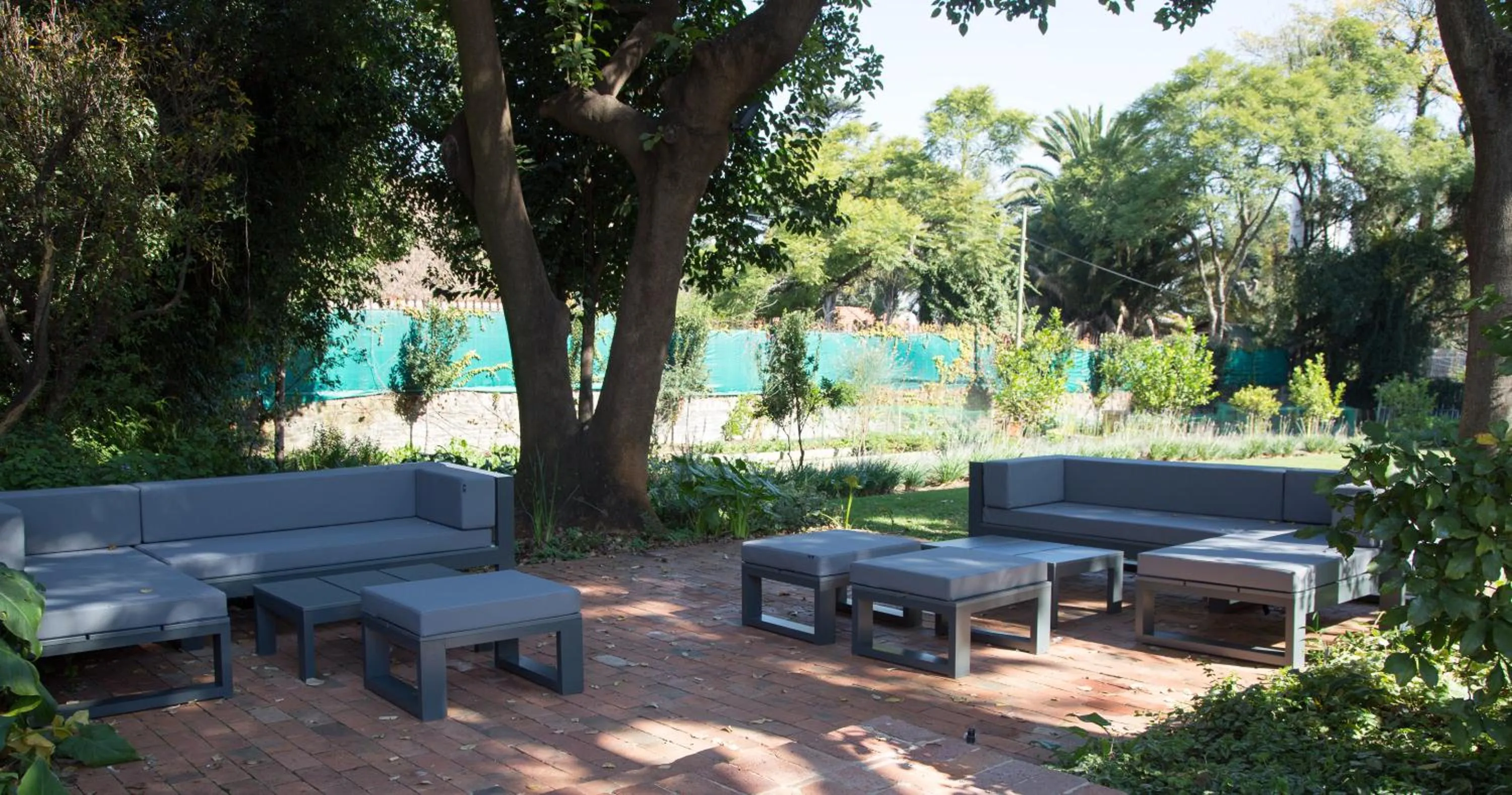 Garden view in Ten Bompas Hotel