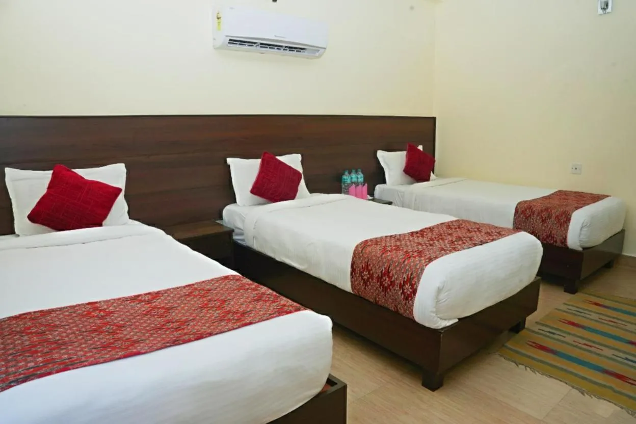 Deluxe Triple Room in Hotel Lake Palace