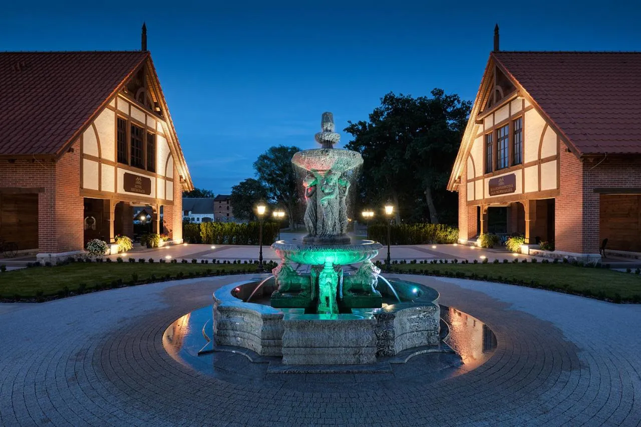 Property building in Hotel Pałac Poledno