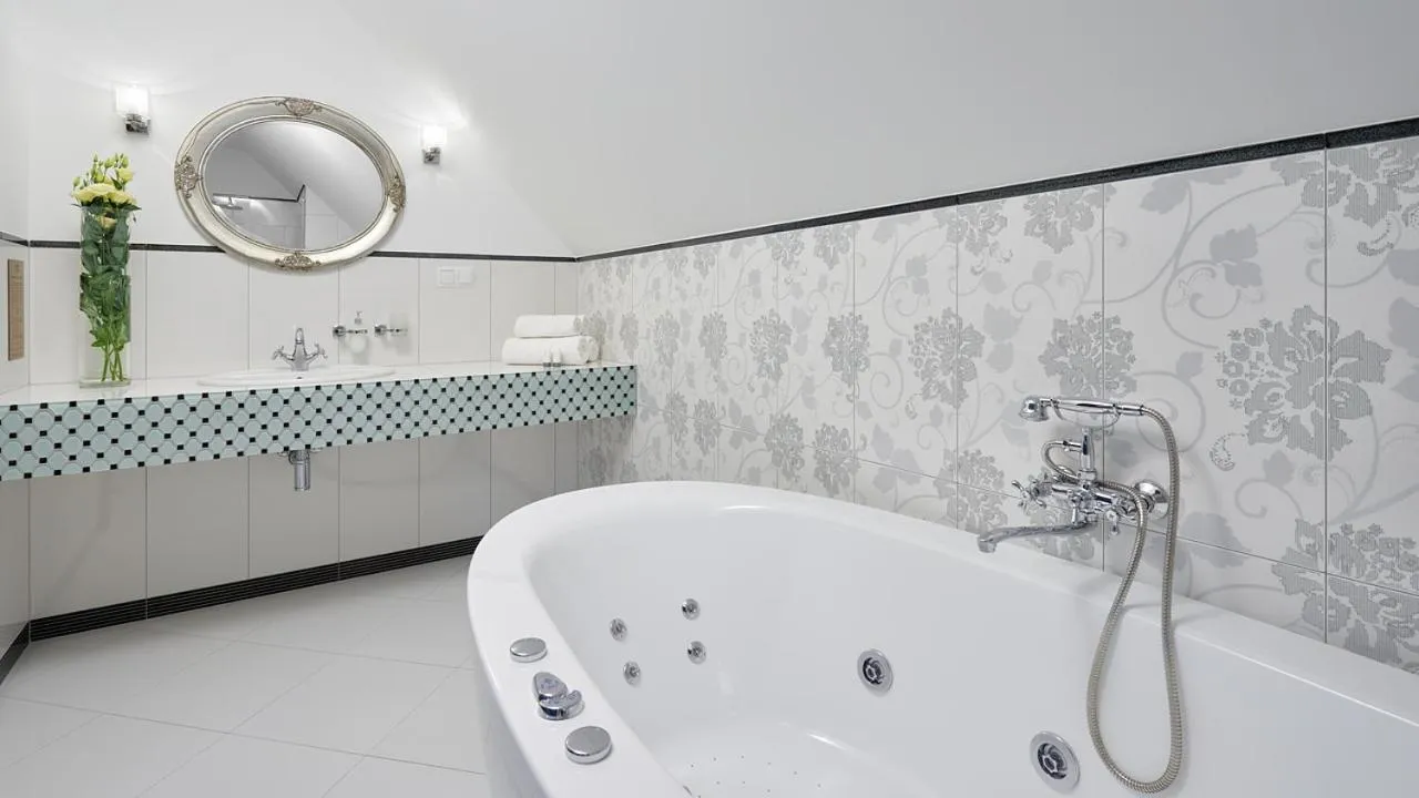 Bathroom in Hotel Pałac Poledno