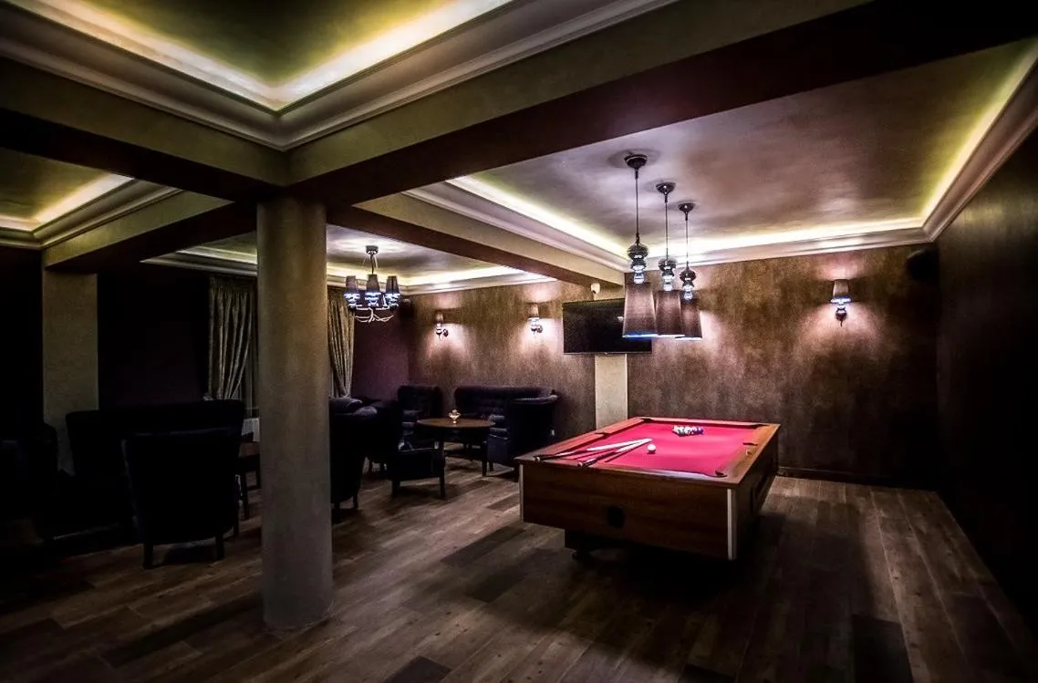 Billiard in Hotel Pałac Poledno