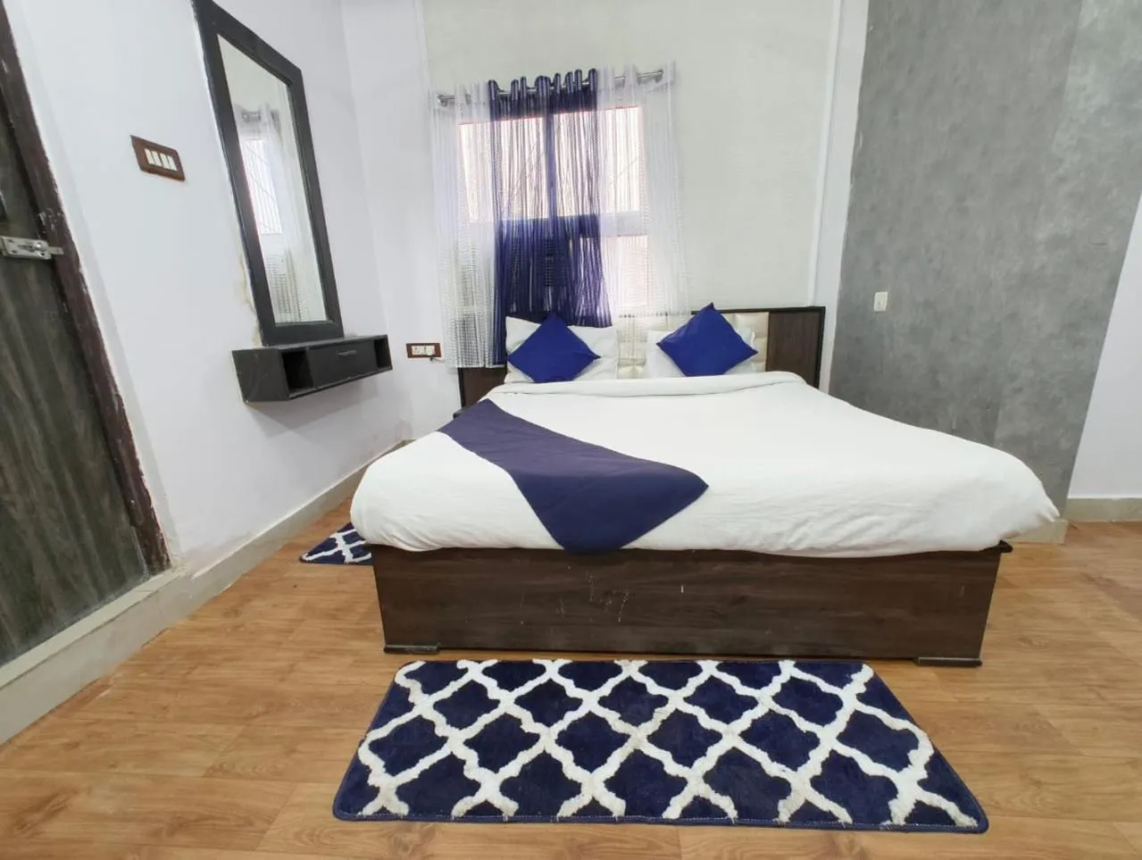 FabHotel Sara Residency