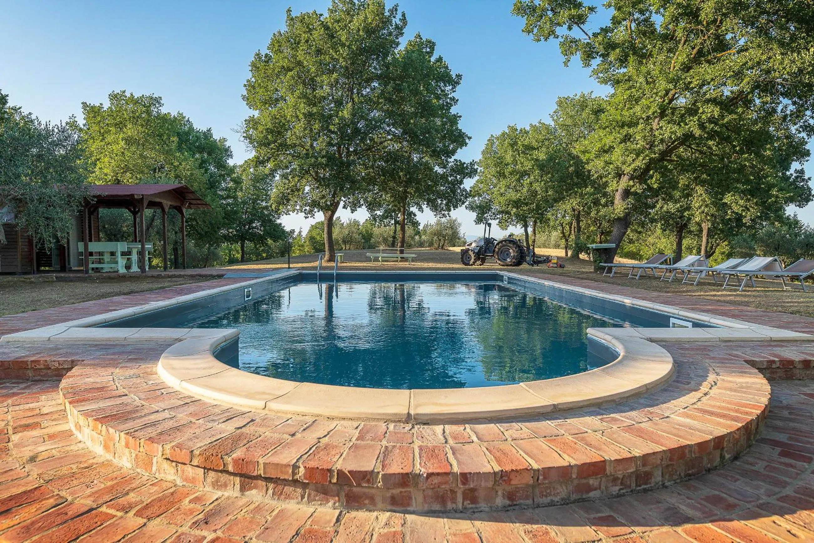 Swimming pool in Villa Verde