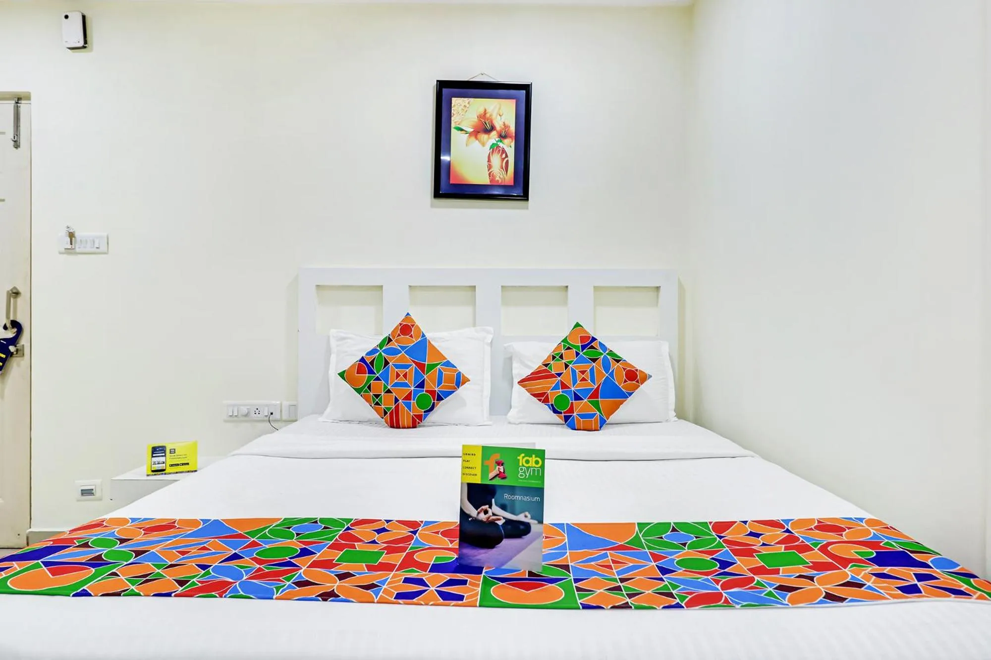 Bed in Fabhotel Colors Service Apartment - Nr MRC Nagar