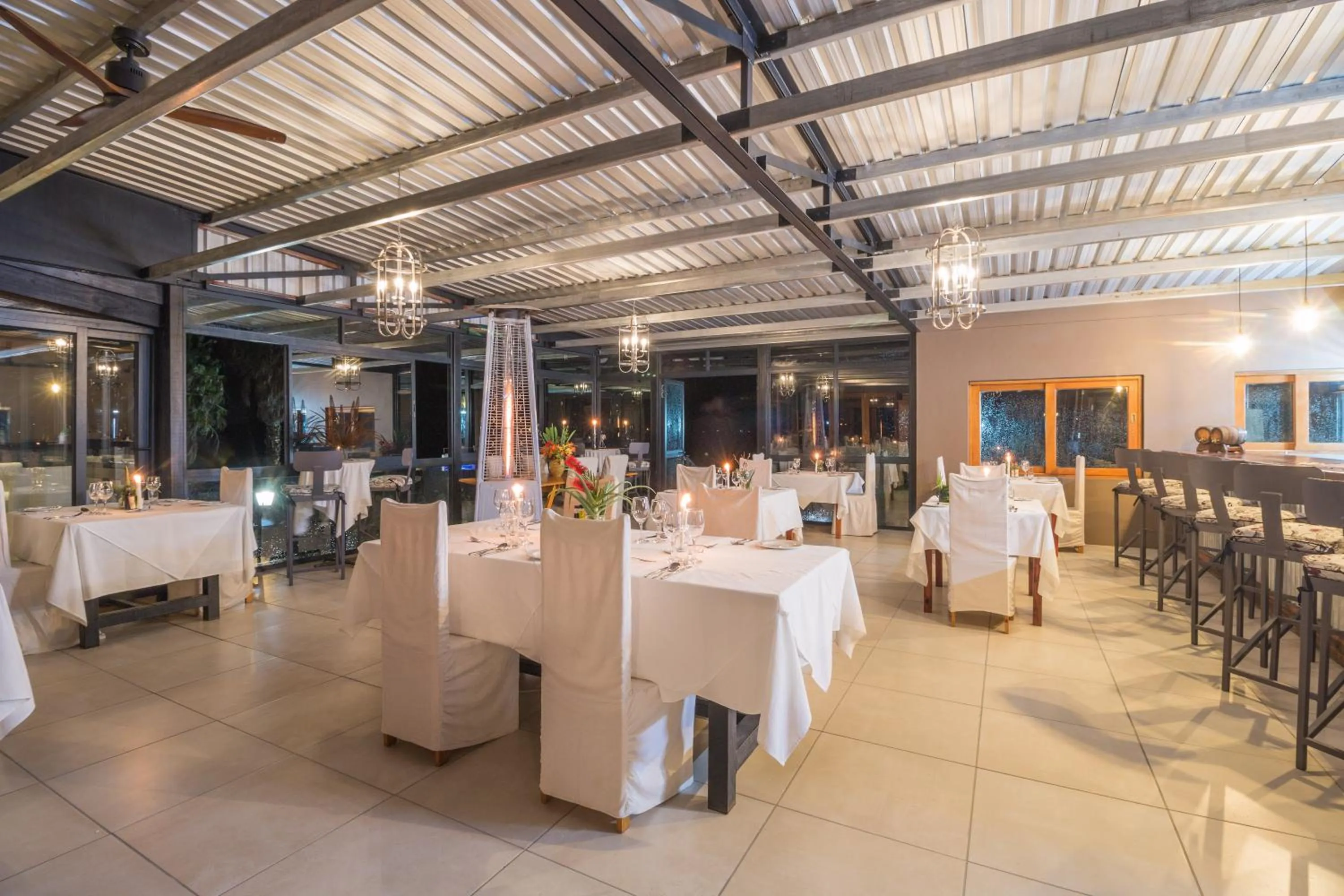 Food and drinks in De Zeekoe Guest Farm