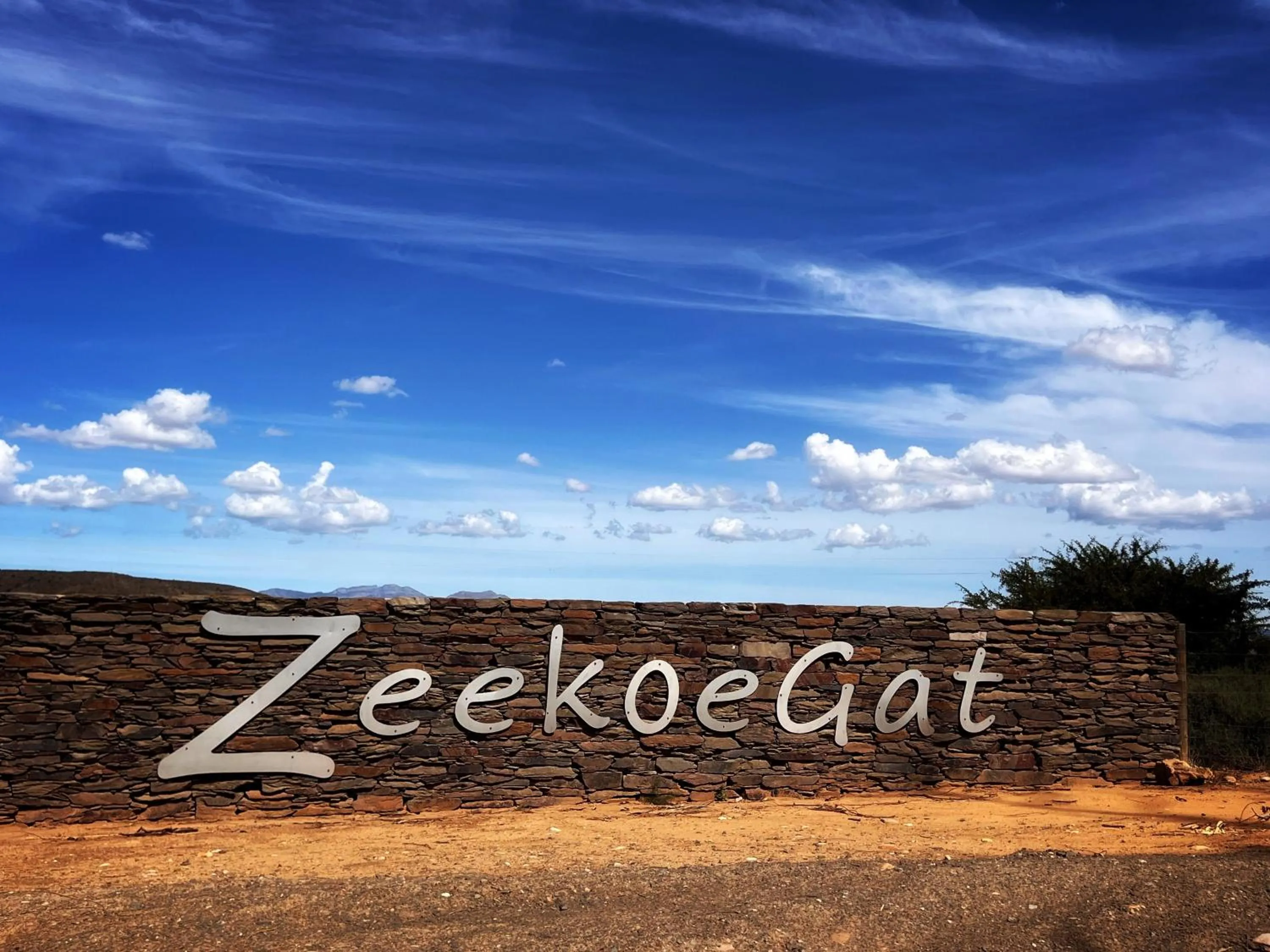 Facade/entrance in De Zeekoe Guest Farm