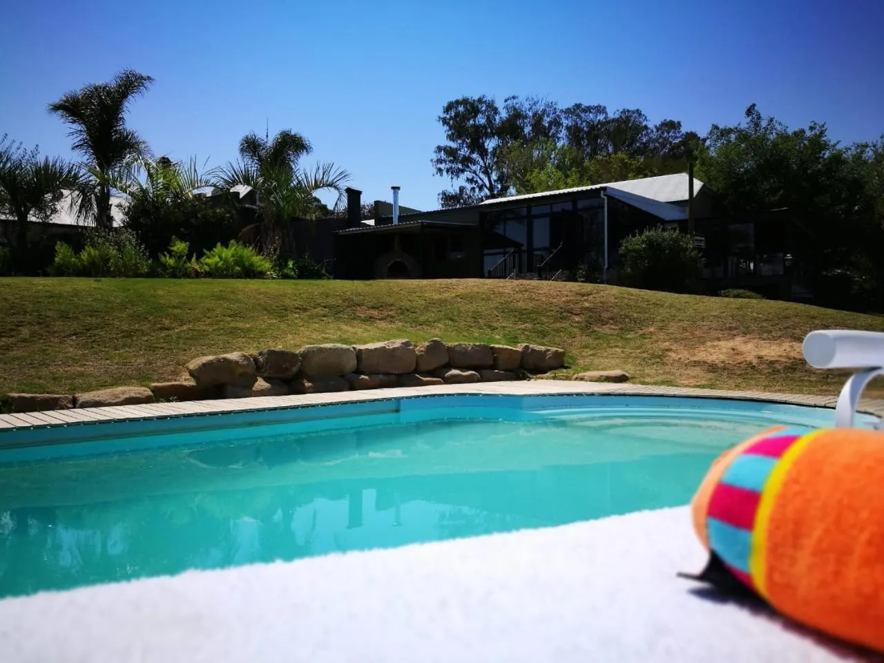 Swimming pool in De Zeekoe Guest Farm