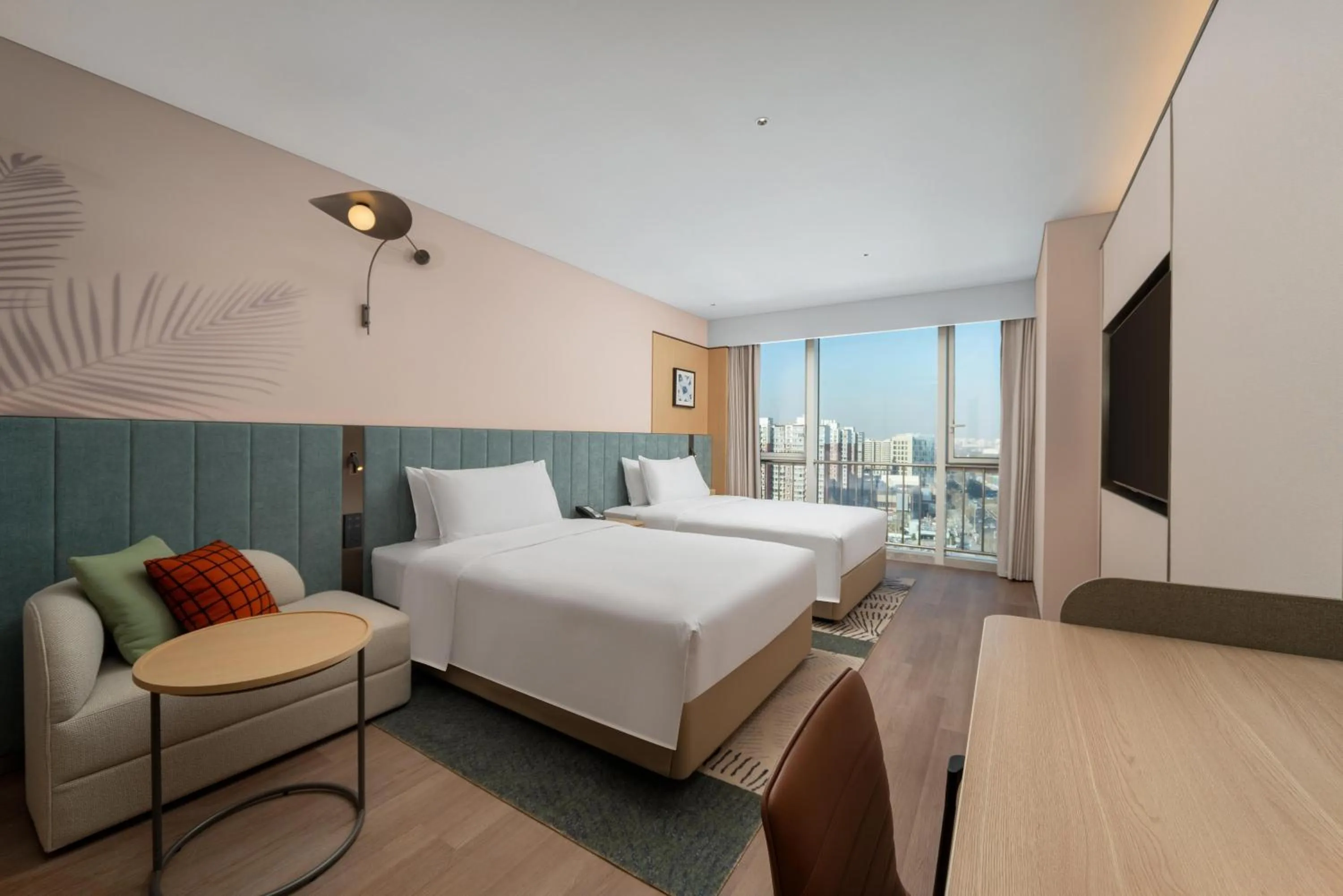 Bed in Hilton Garden Inn Beijing Fengtai Xinxiang Building