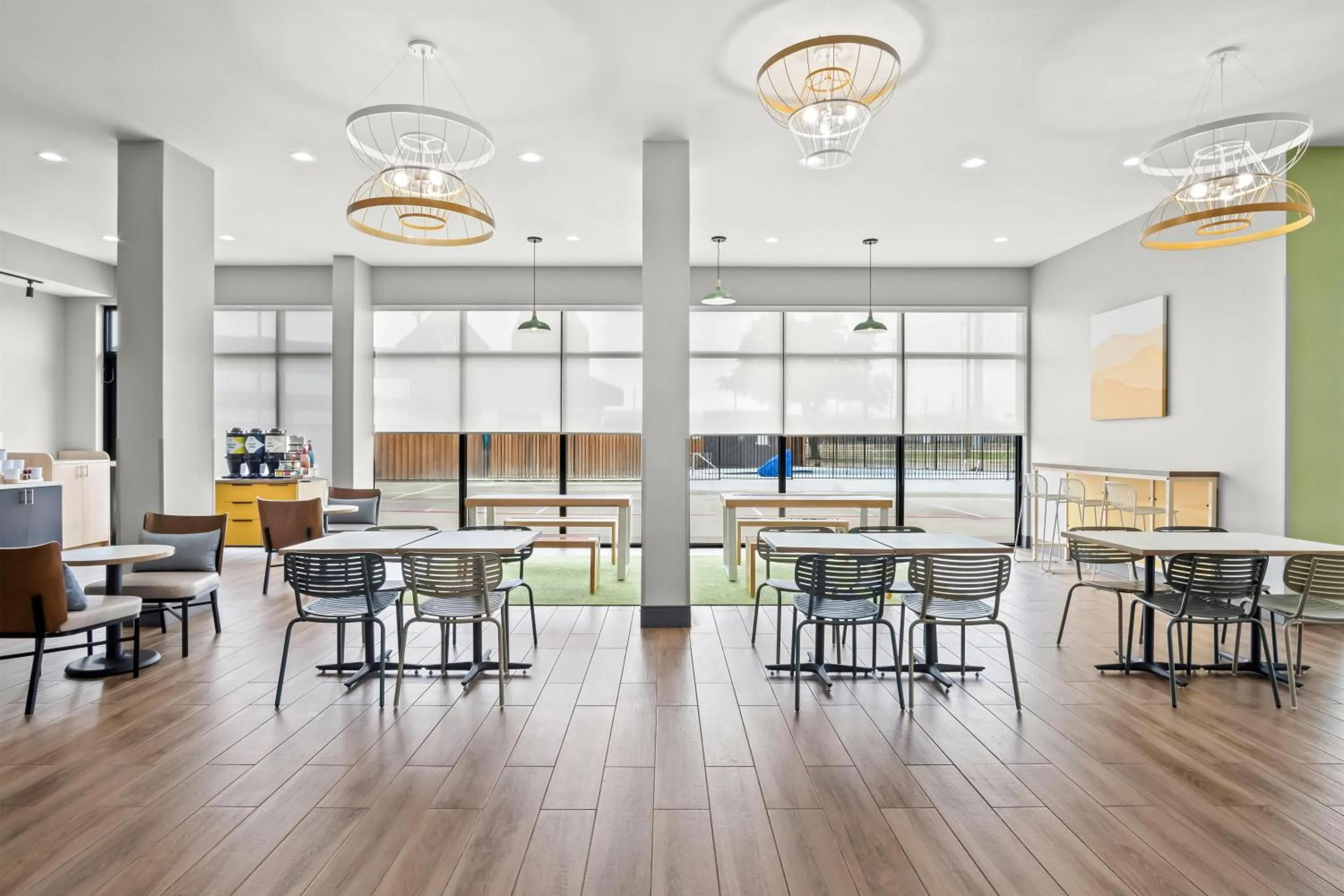 Breakfast in Spark By Hilton Garland Dallas East