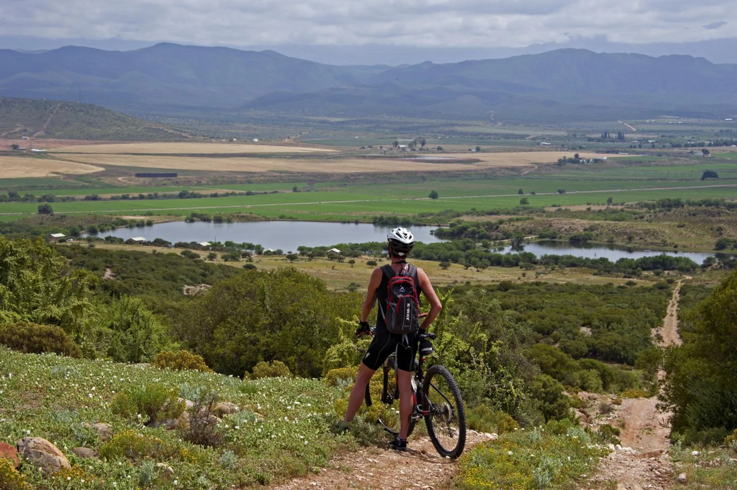 Cycling in AfriCamps Klein Karoo