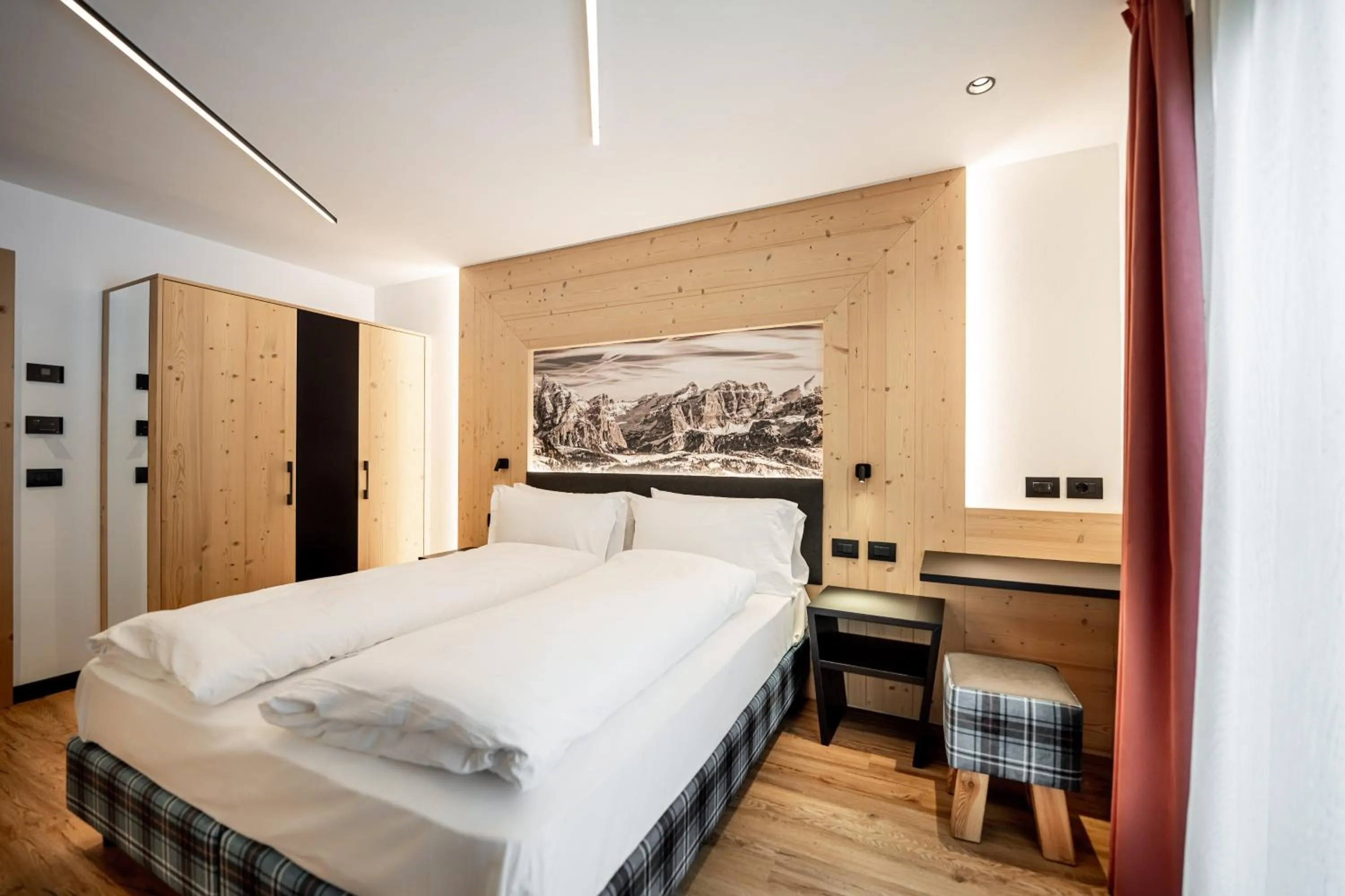 Bedroom, Bed in Albergo Garni Edy (B&B)