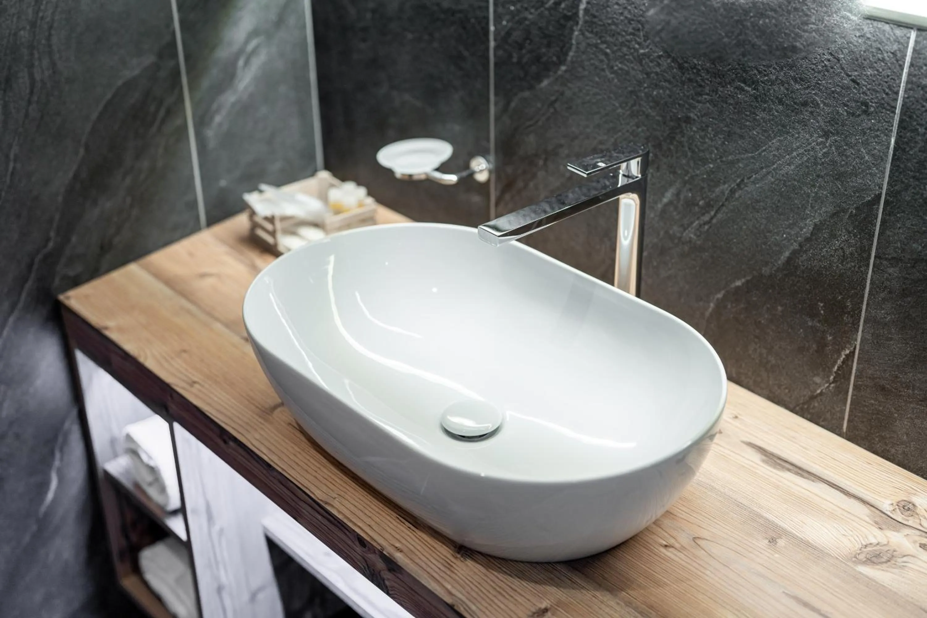 Bathroom in Albergo Garni Edy (B&B)