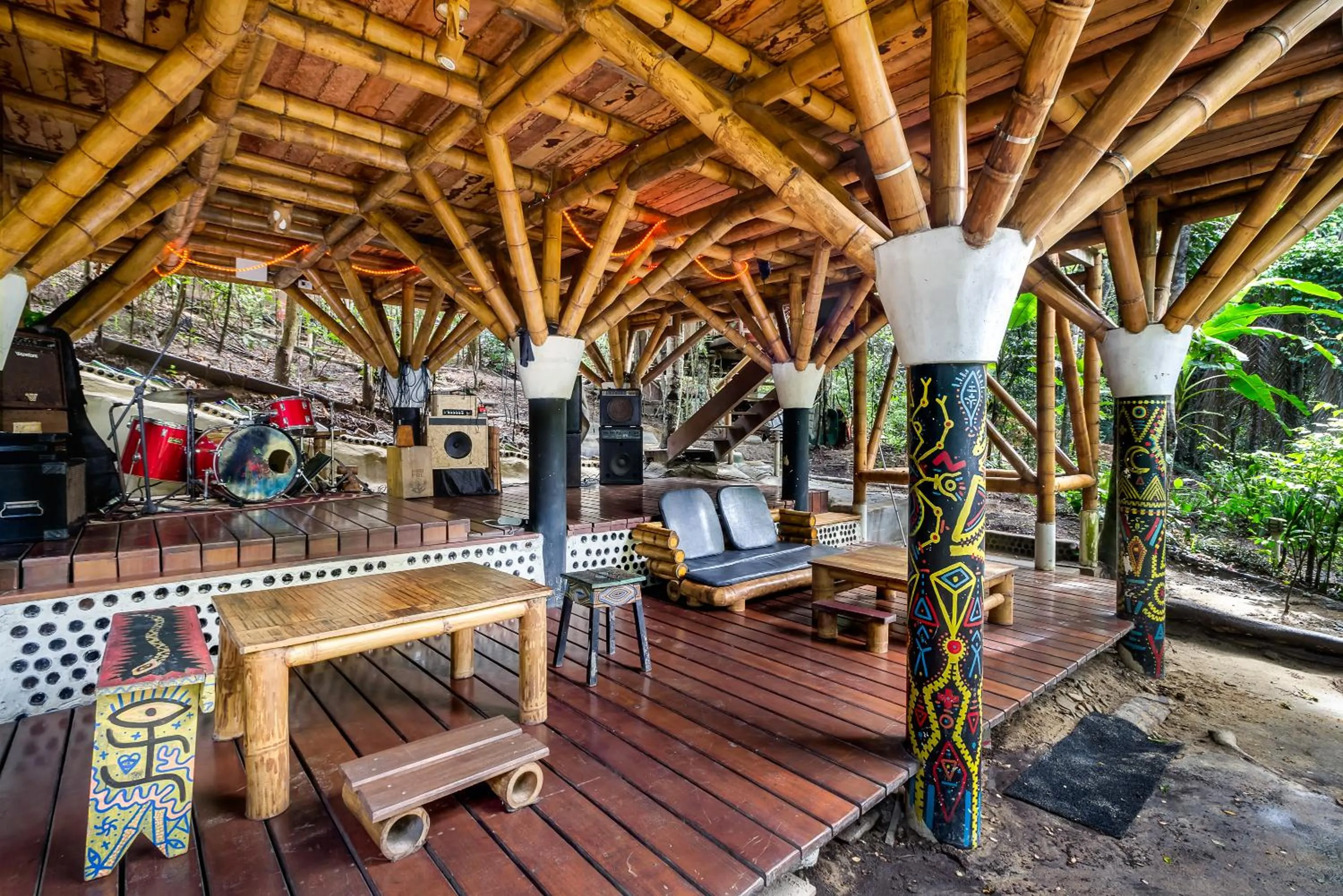 Lounge or bar in Universo Pol Bamboo Hostel