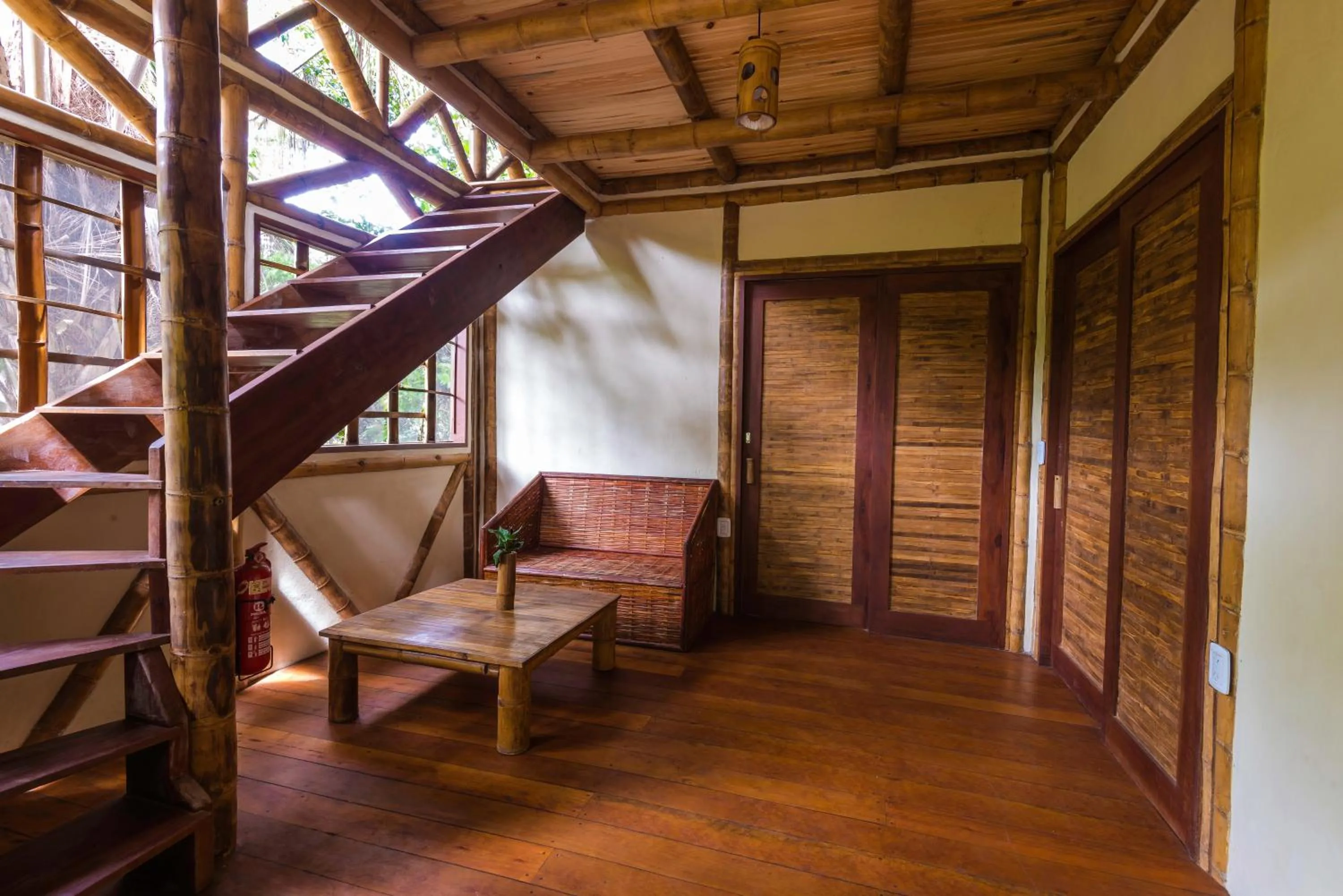 Living room in Universo Pol Bamboo Hostel
