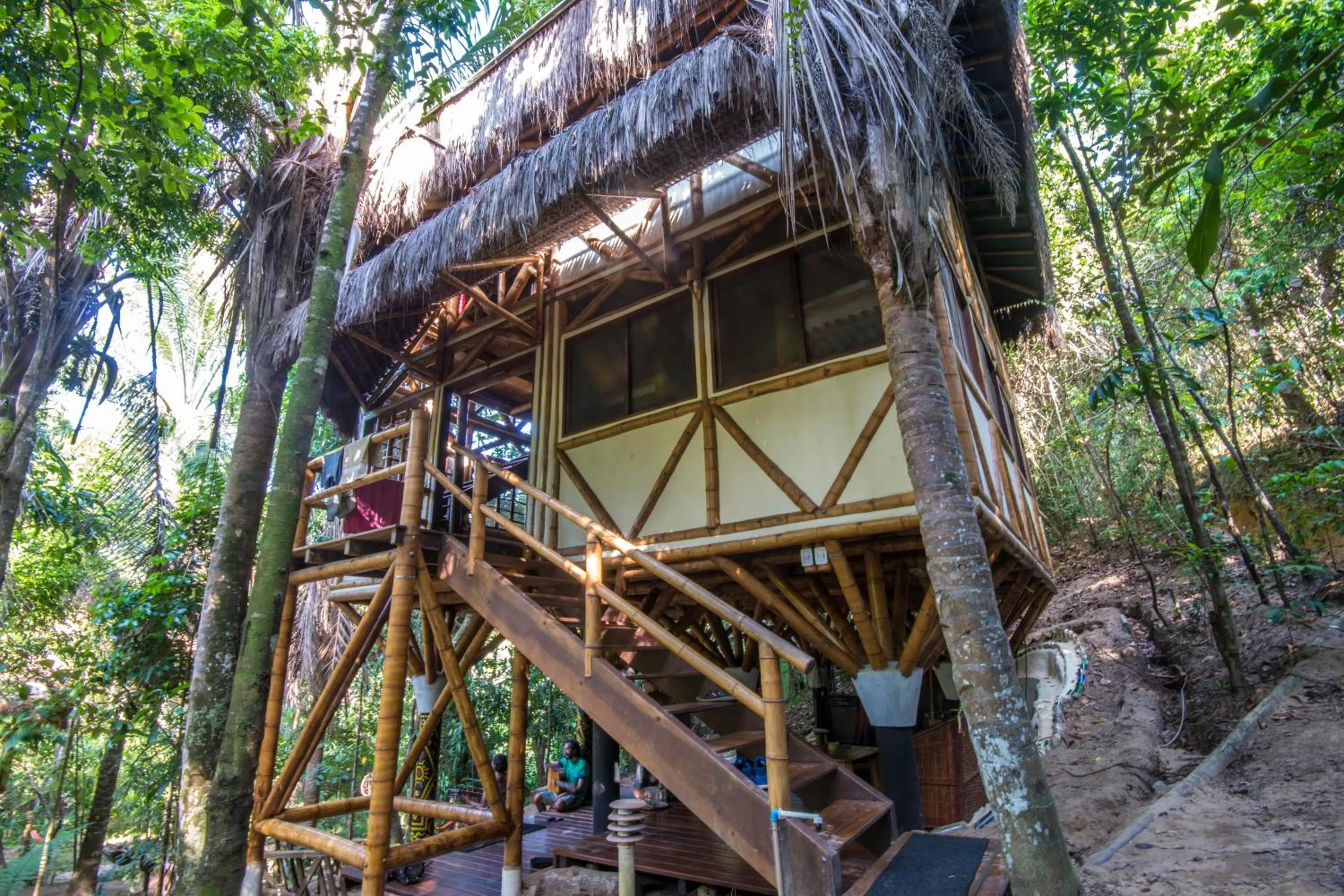 Facade/entrance in Universo Pol Bamboo Hostel