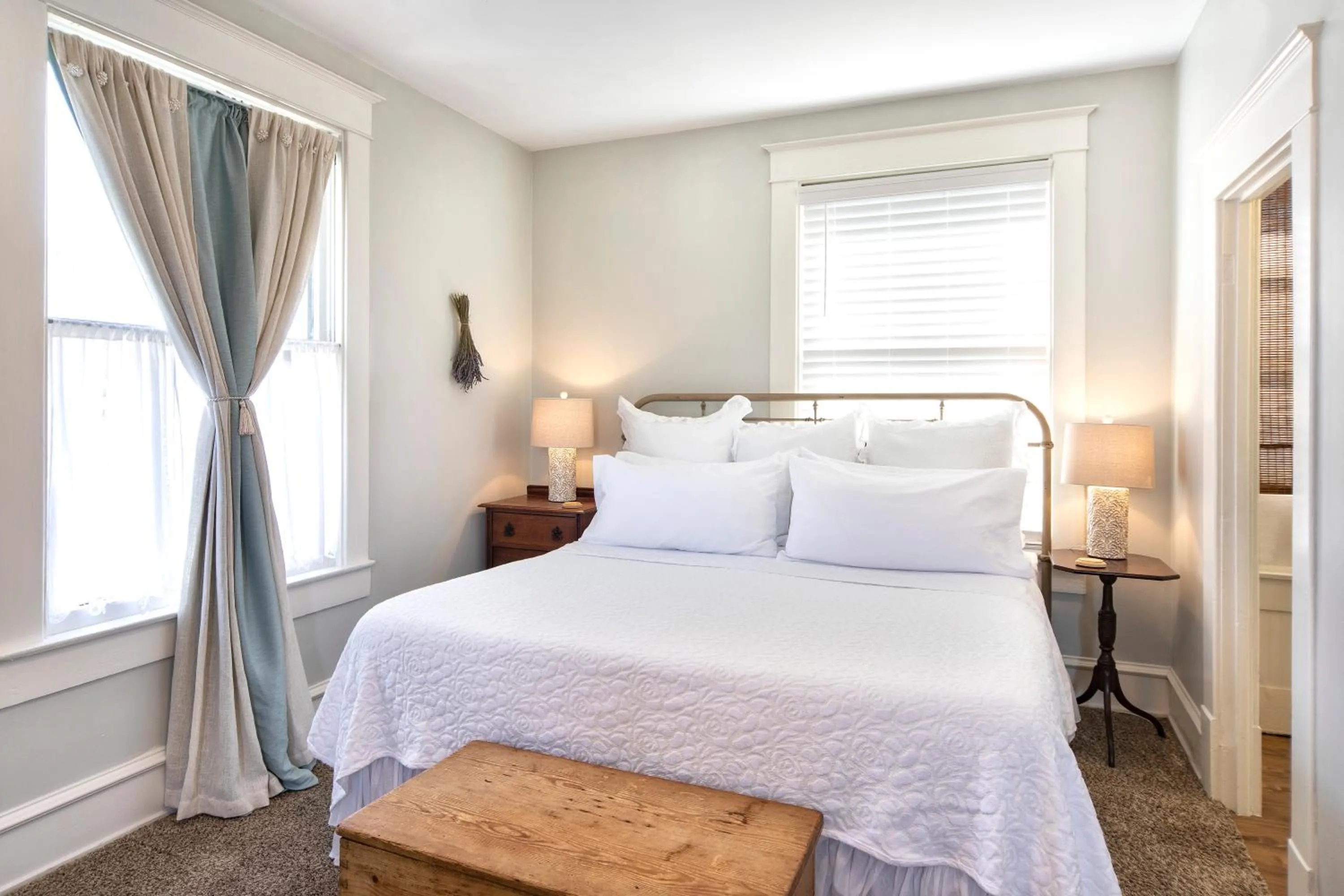 Bed in Katy House Bed and Breakfast