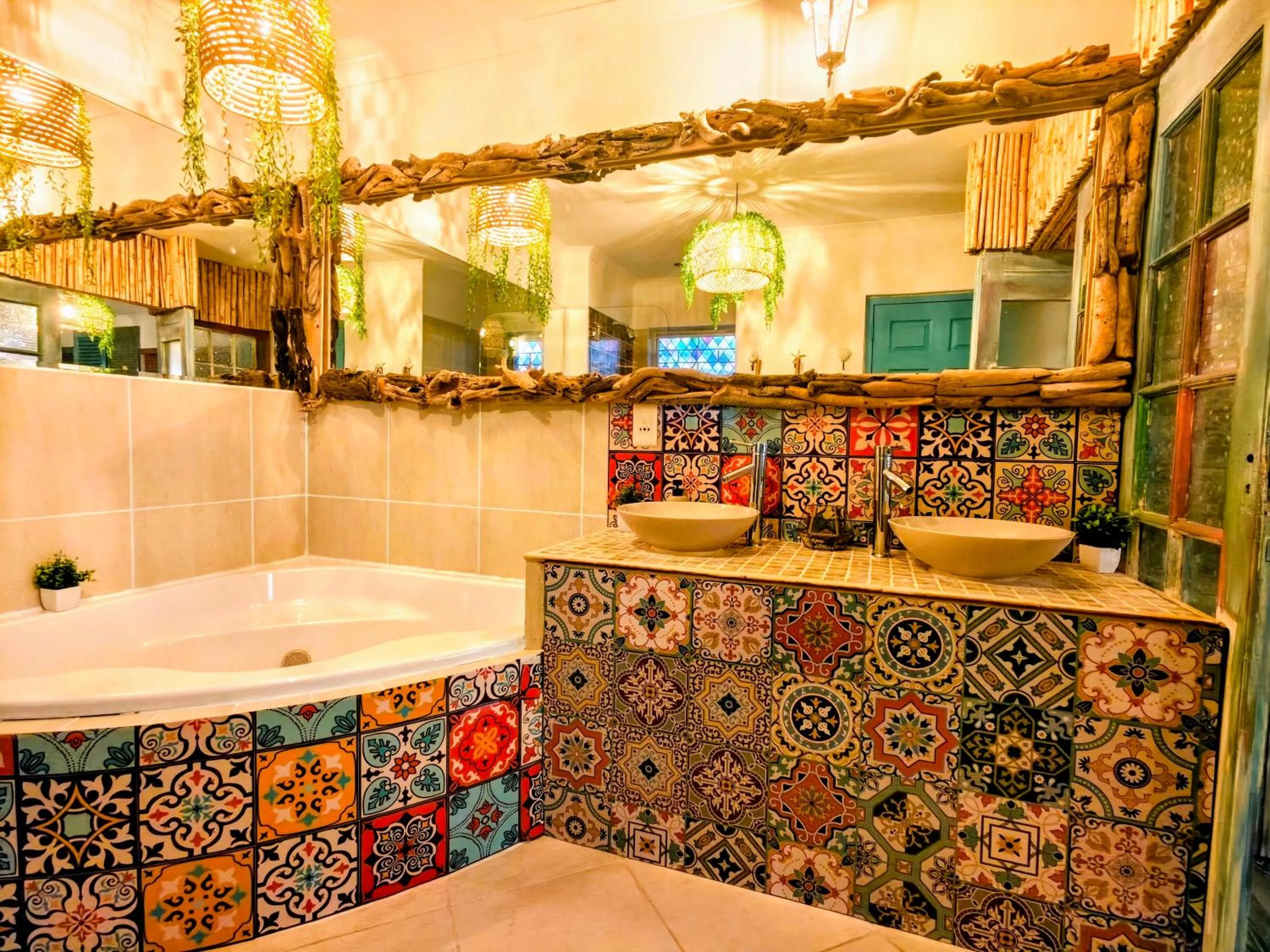 Shower in African Groove Camps Bay