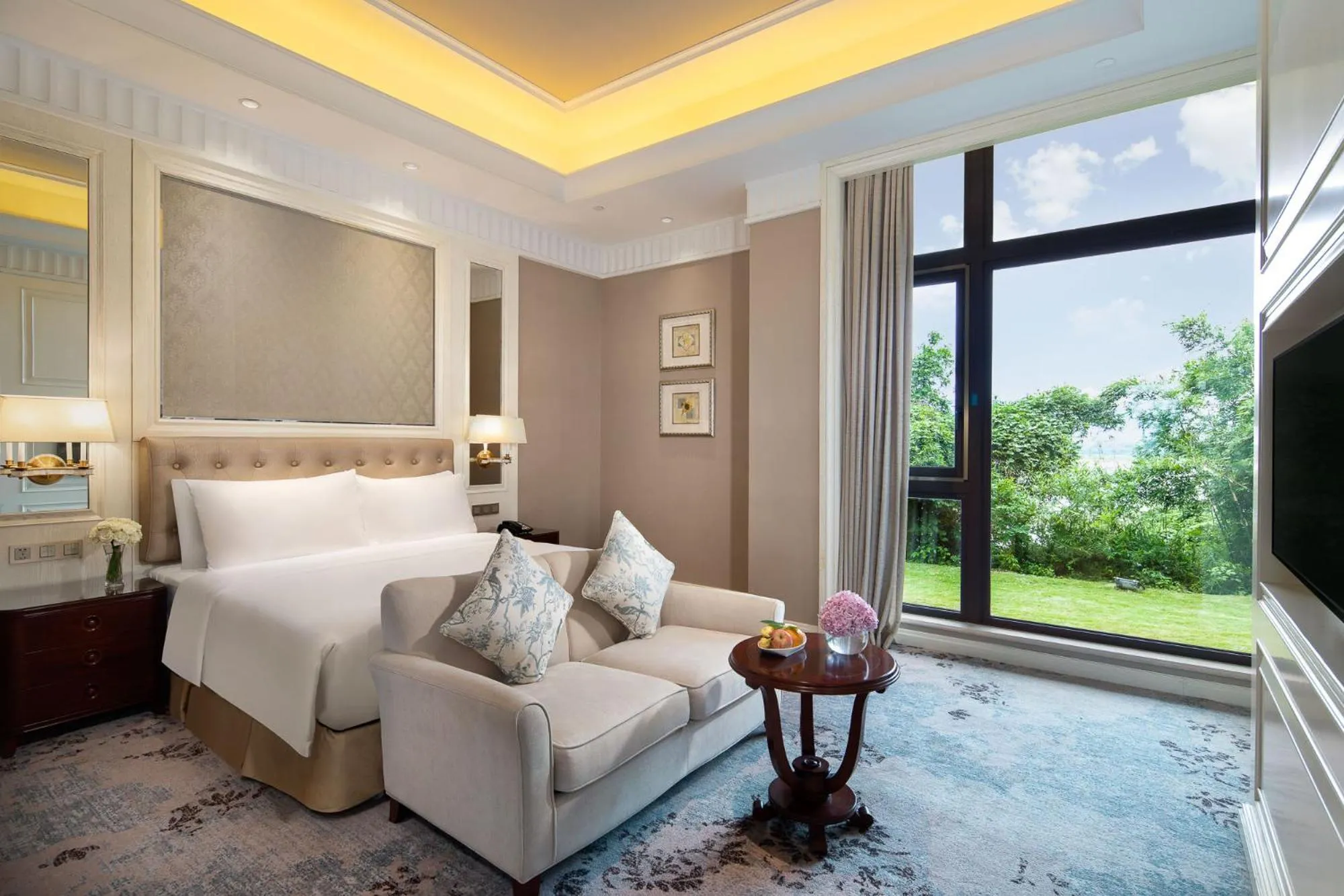 Bed in Carp Islet Resort Fuzhou