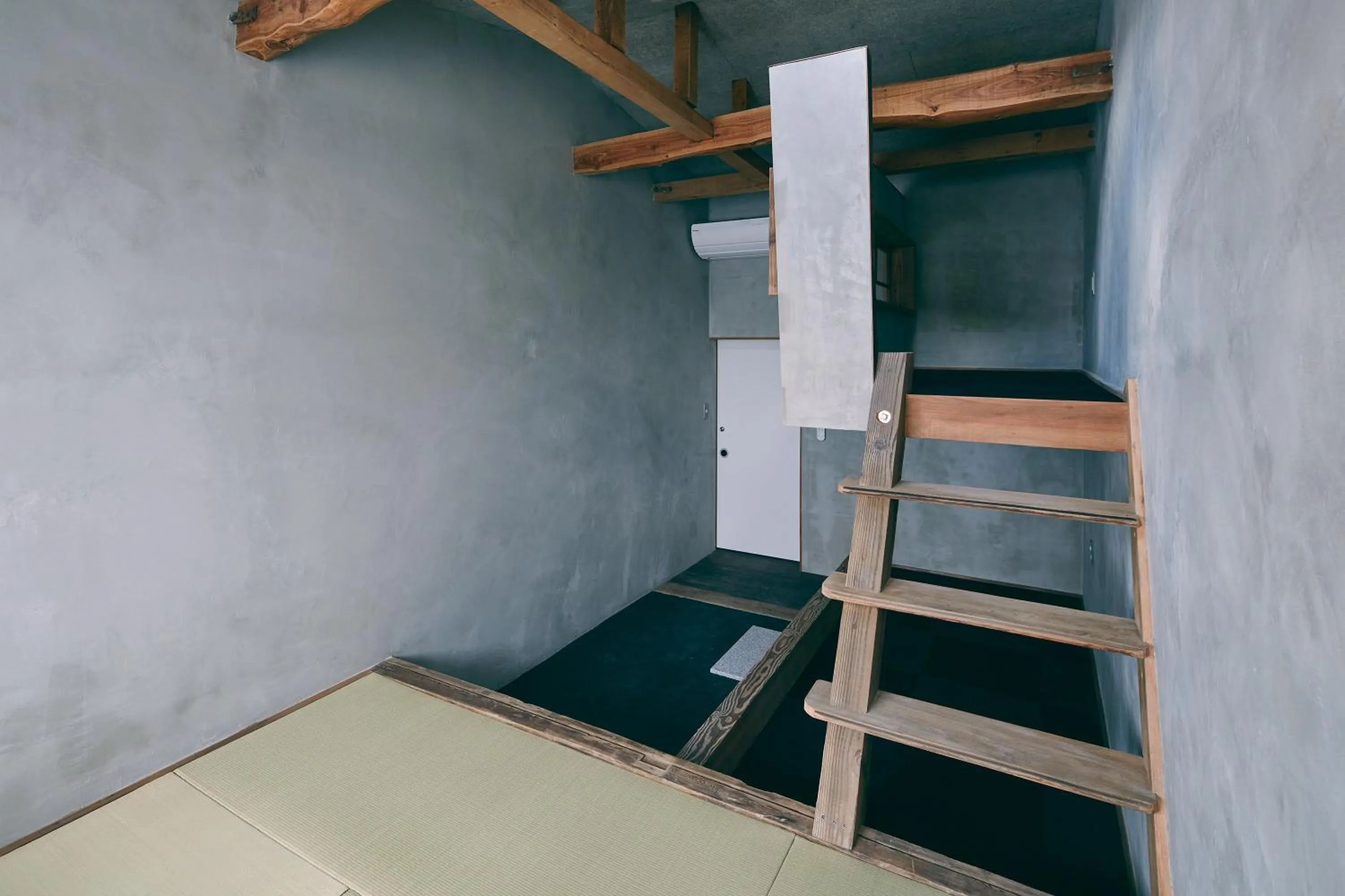 Photo of the whole room in kagelow Mt.Fuji Hostel Kawaguchiko