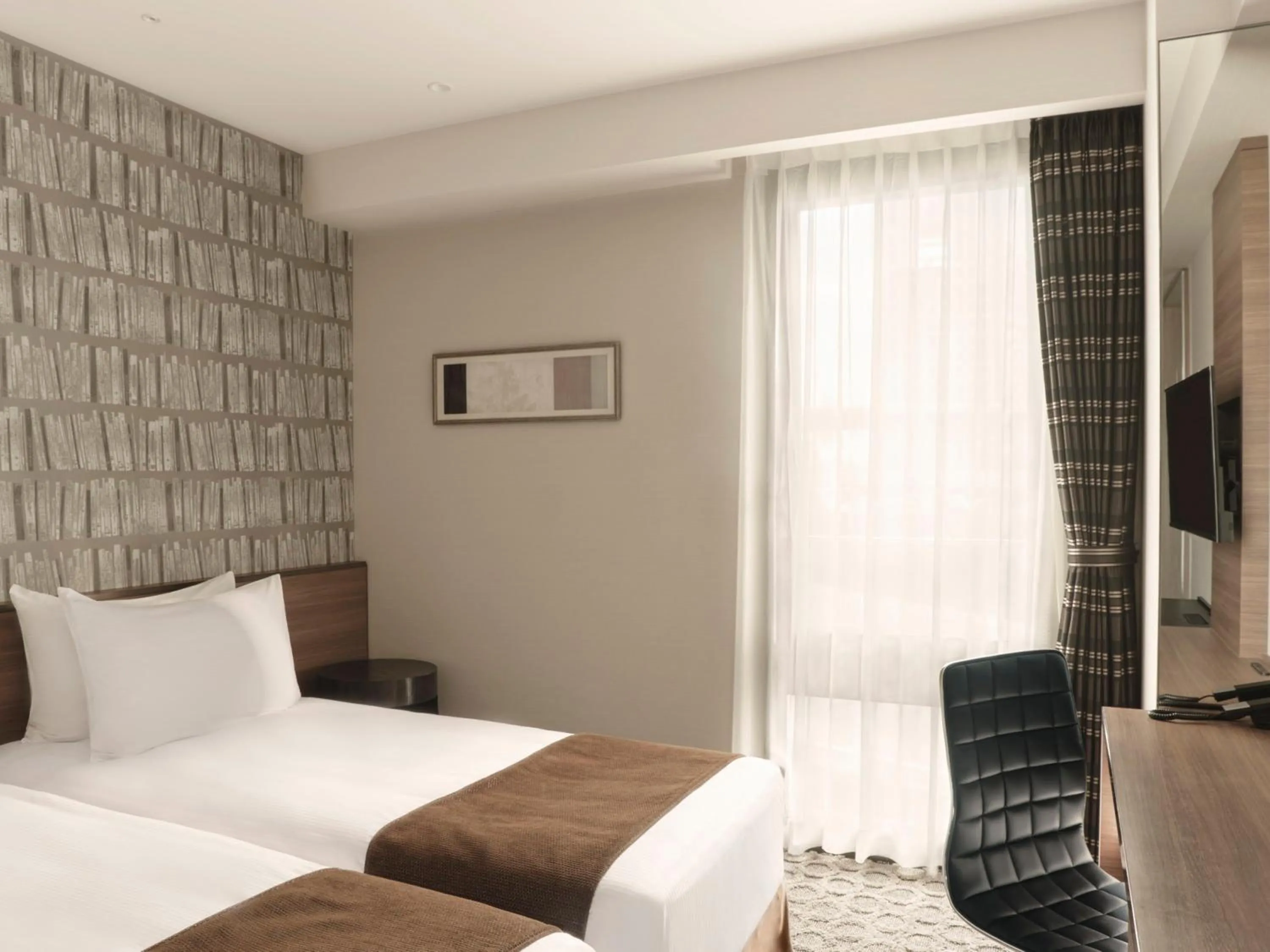 Photo of the whole room, Bed in The Strings Hotel Nagoya