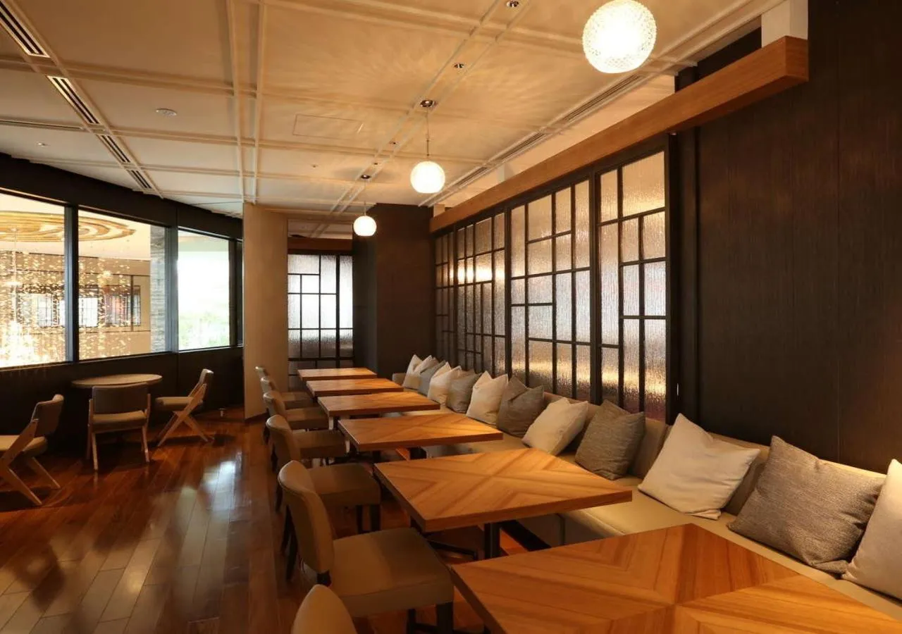 Restaurant/places to eat in The Strings Hotel Nagoya