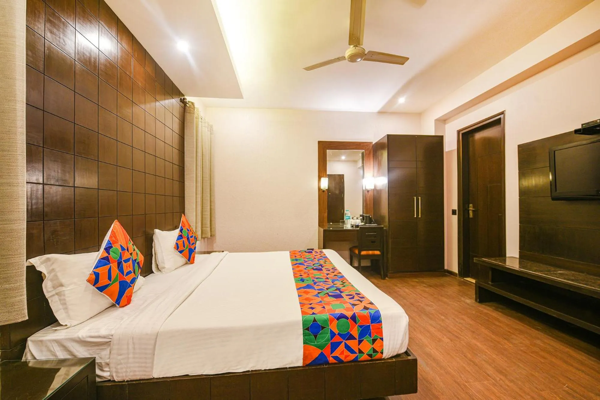 Bed in FabHotel Aashraye