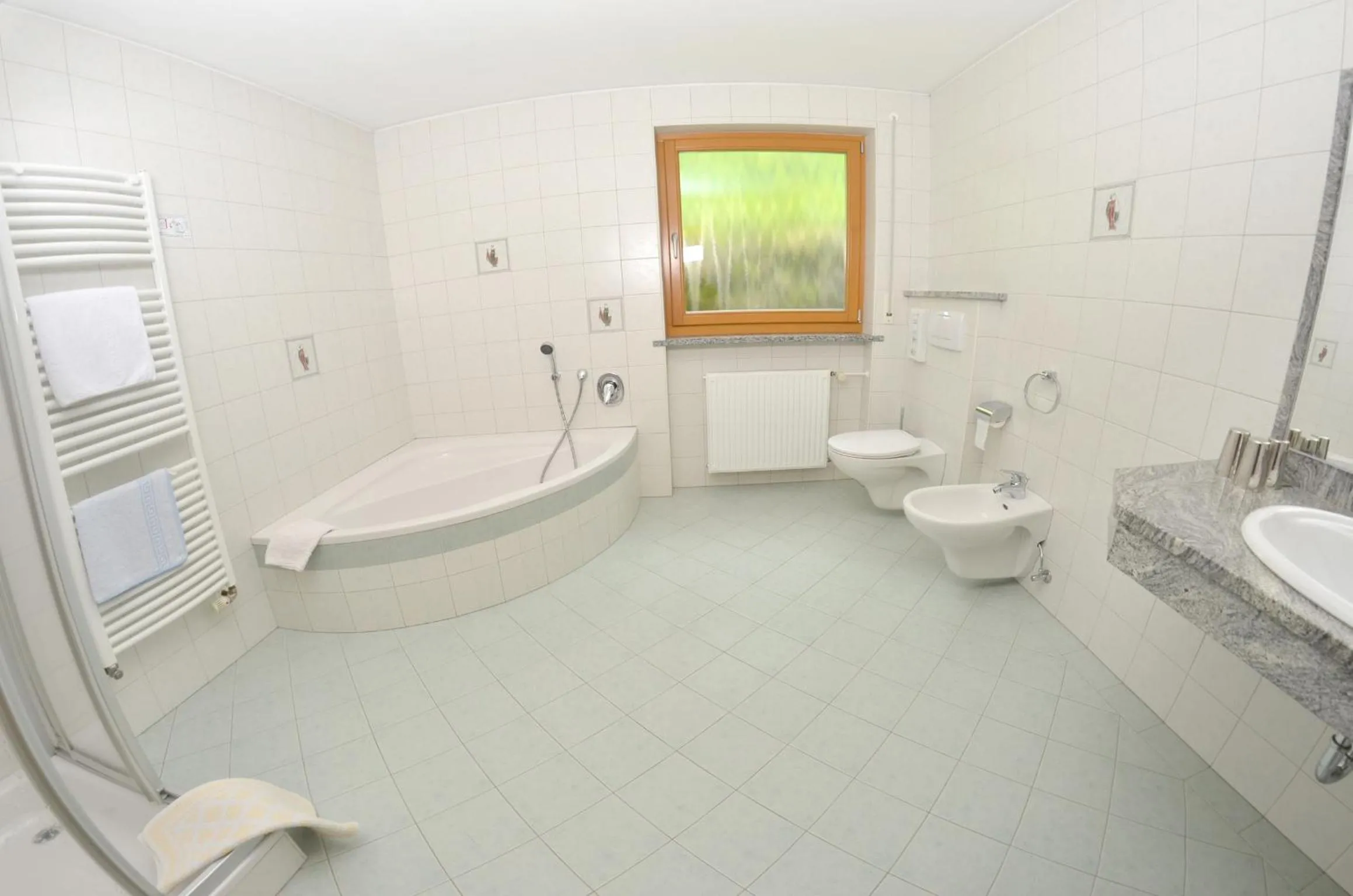 Shower in Gasthof Waldruhe