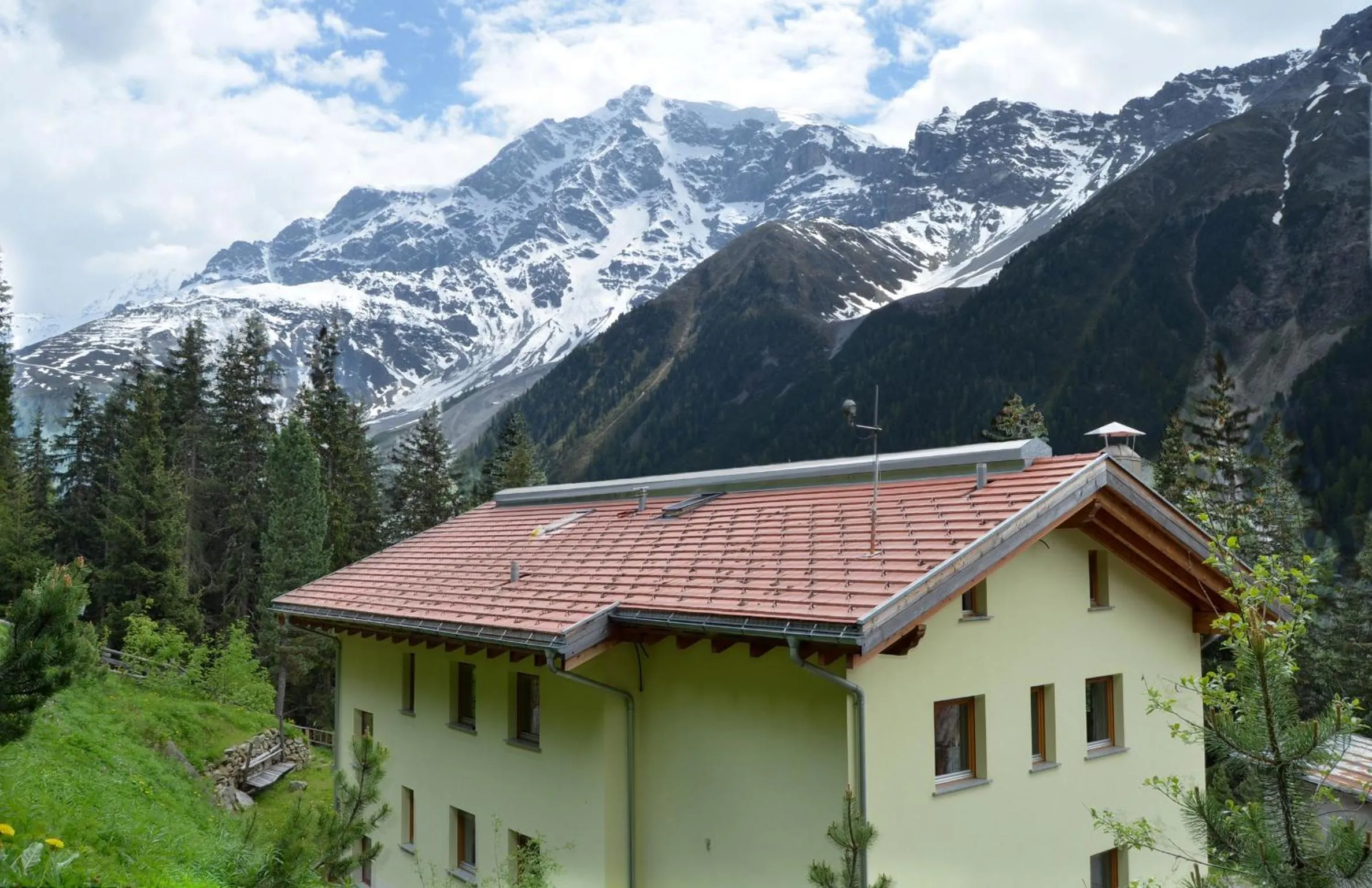 Property building in Gasthof Waldruhe