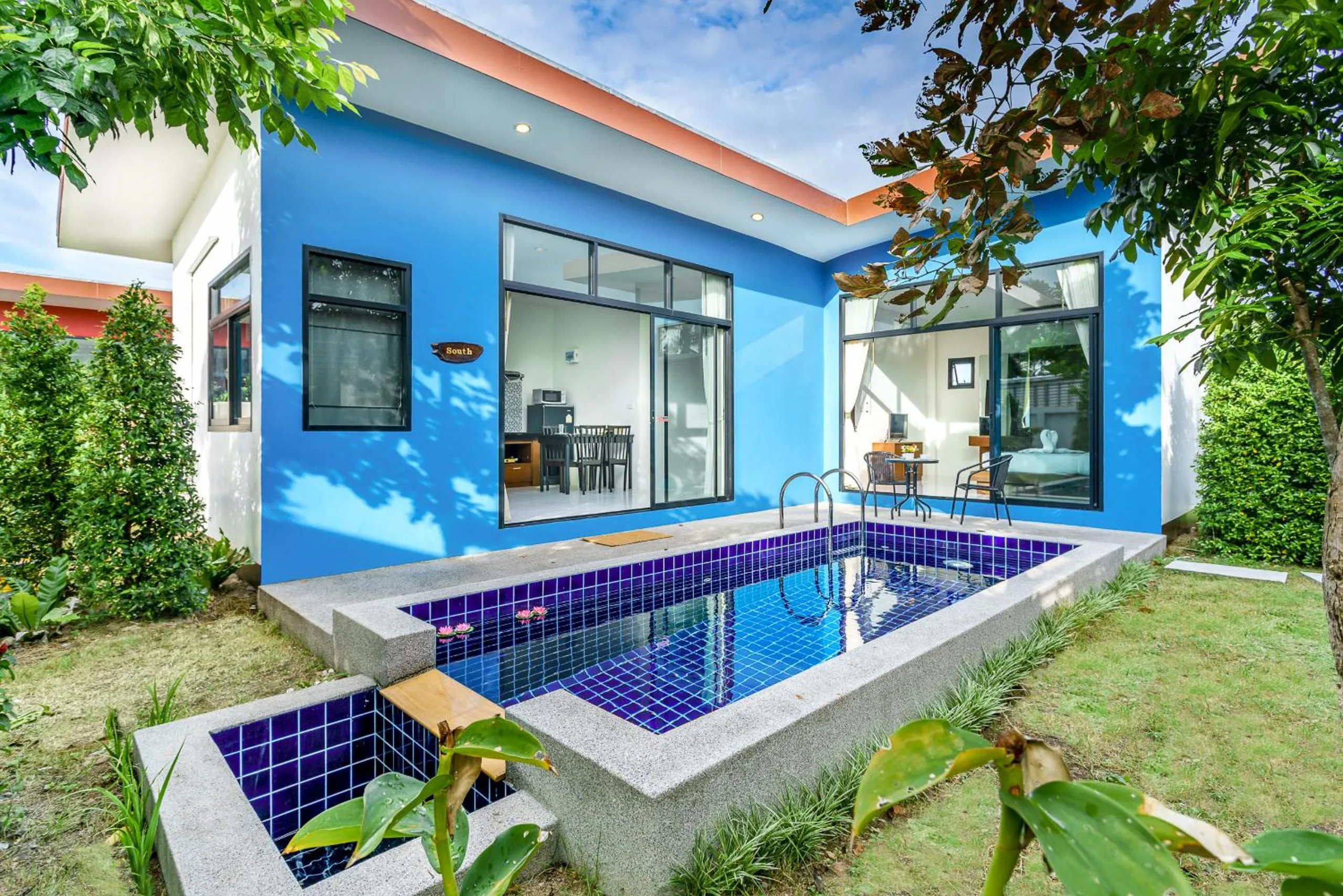 Swimming pool in Boutique Pool Villa