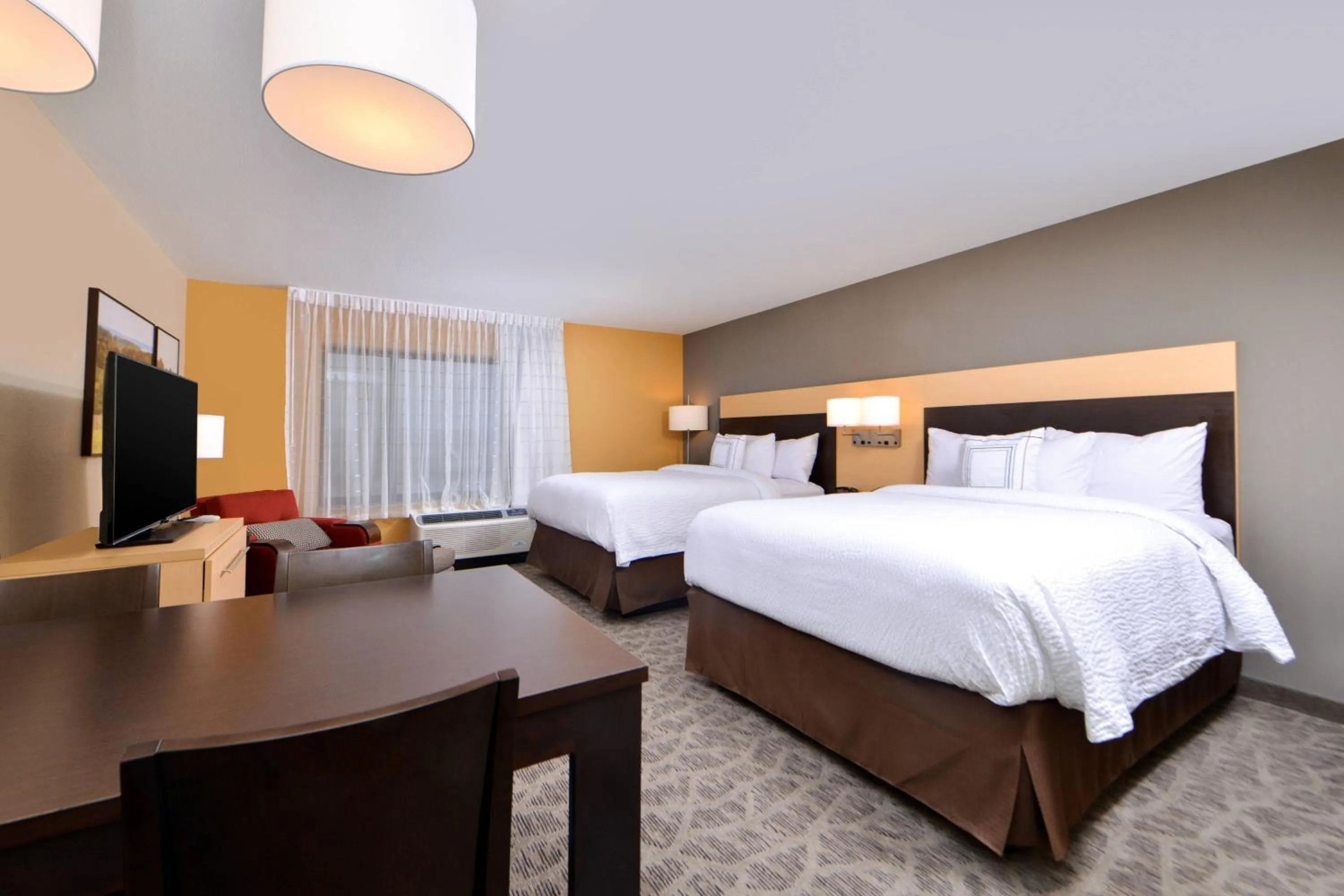 Photo of the whole room, Bed in TownePlace Suites by Marriott Detroit Commerce