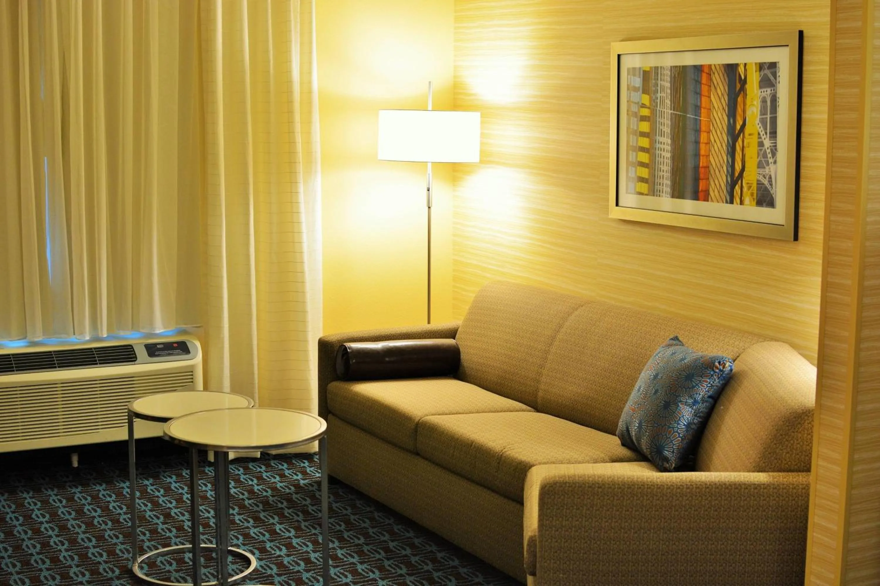 Living room in Fairfield Inn & Suites by Marriott Omaha Northwest